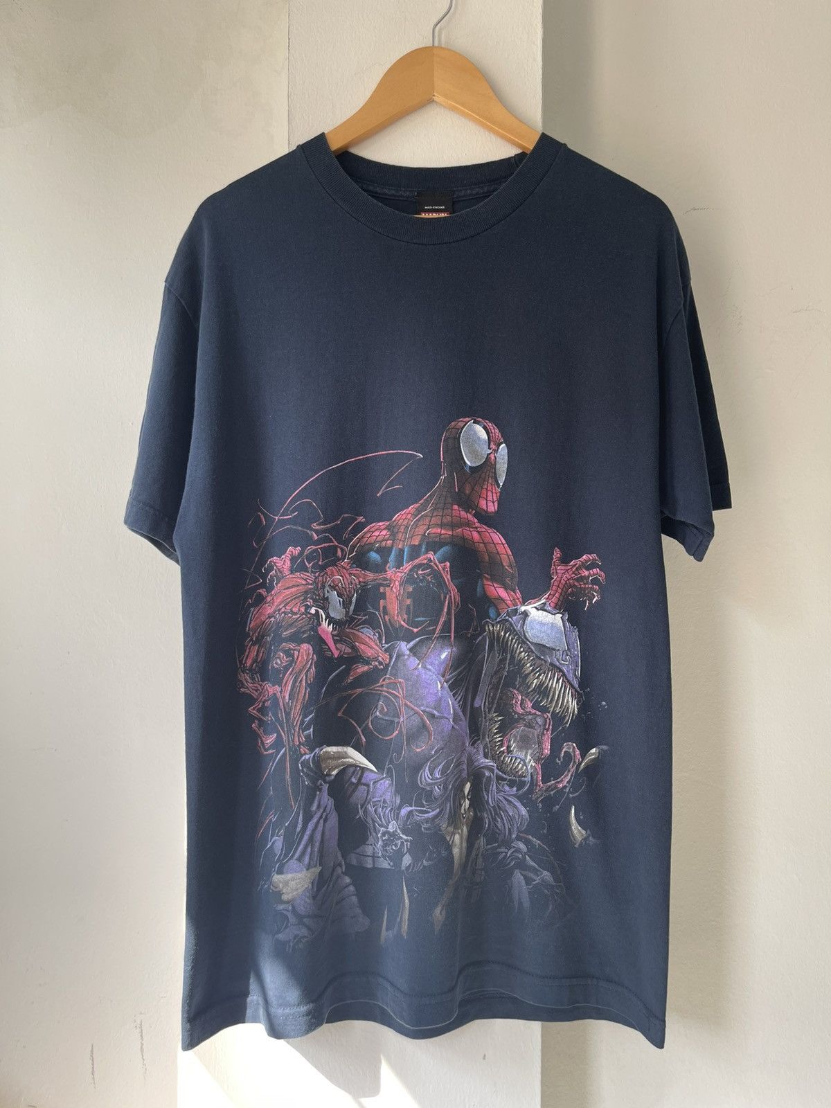 Mad Engine × Marvel Comics Marvel Venom vs Carnage issue #03 ( 2004 ) Size US L / EU 52-54 / 3 - 3 Thumbnail