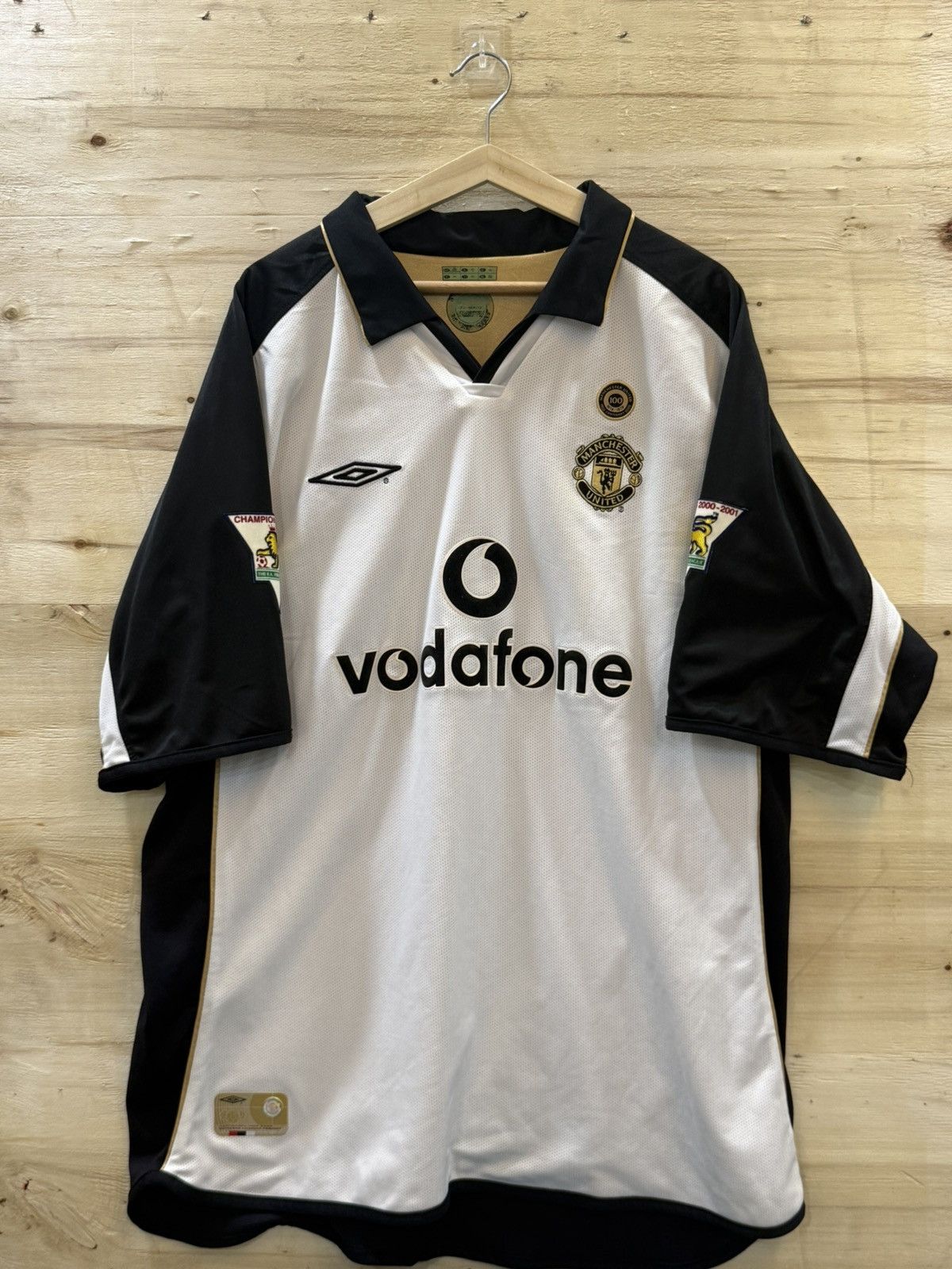 Umbro MAN UNITED 01/02 REVERSIBLE JERSEY Size US XL / EU 56 / 4 - 1 Thumbnail