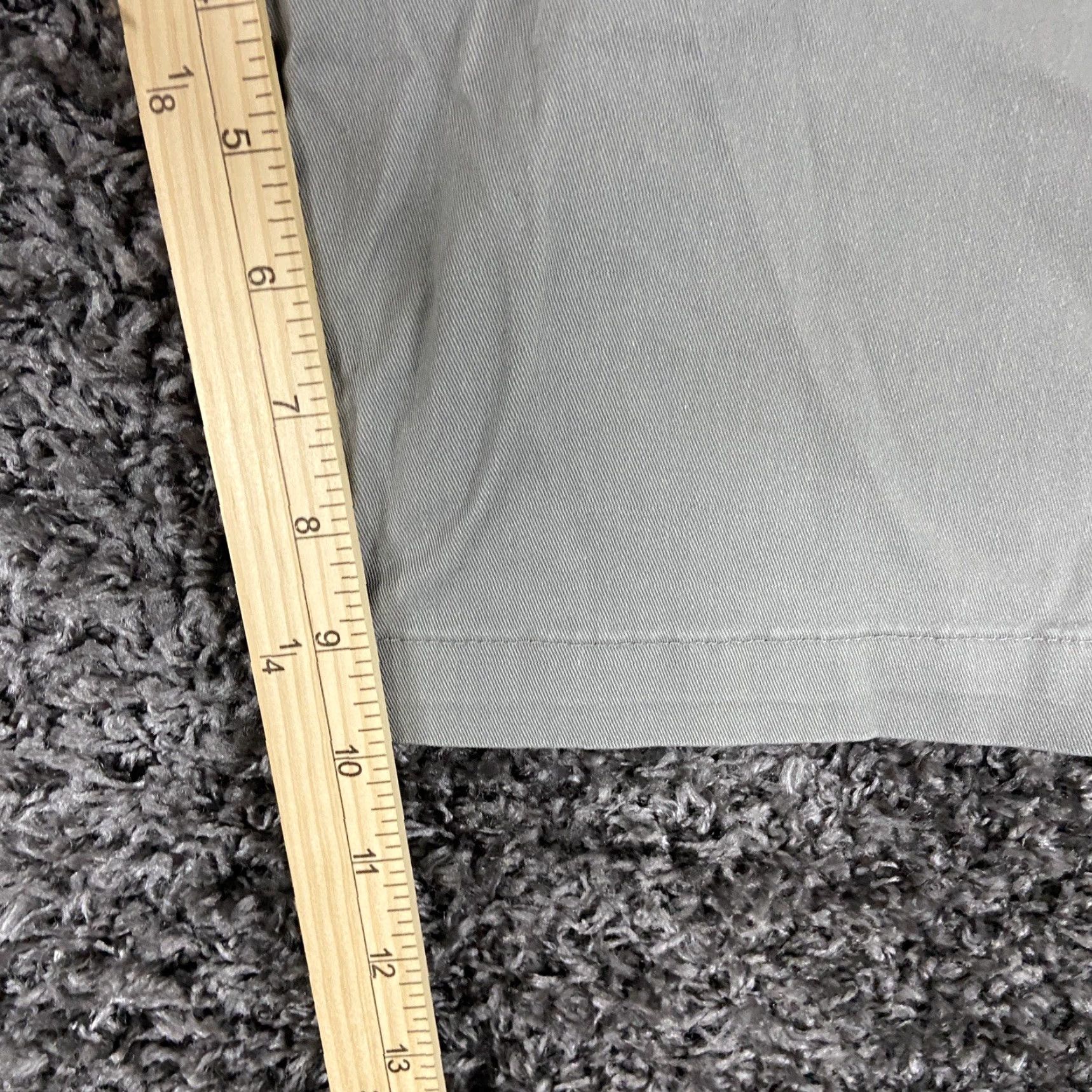 Volcom Volcom Shorts Men 30 Gray Chino Regular Size 30 Mens Size US 30 / EU 46 - 7 Thumbnail