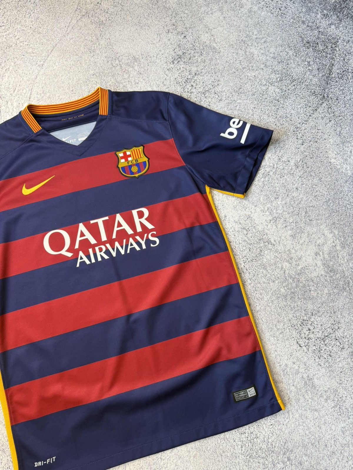 FC BARCELONA SPAIN 2016 HOME FOOTBALL SHIRT JERSEY #10 Messi