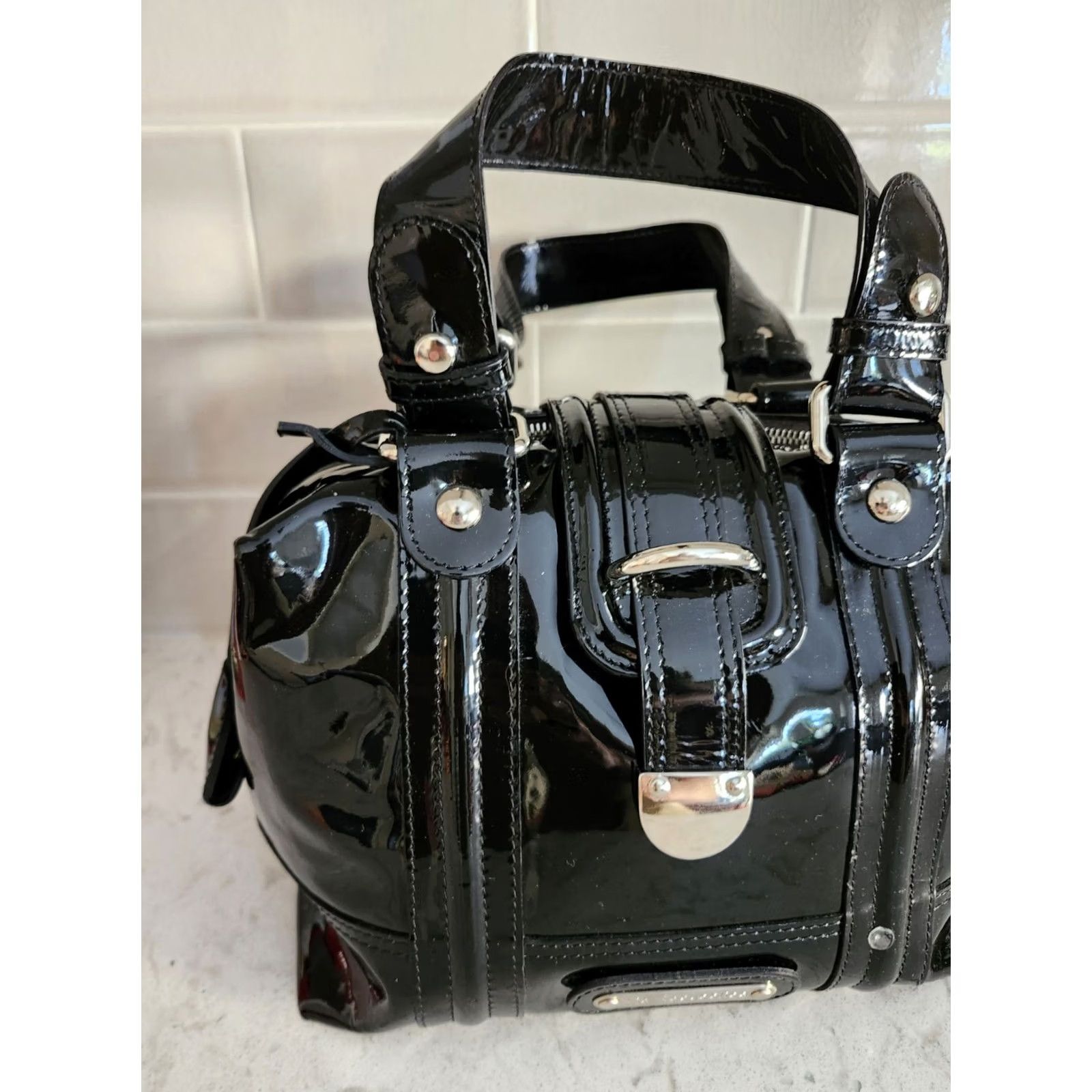 Vintage VIA REPUBBLICA Women's Black Hand Bag Shoulder Bag Medium Black Zip Closure Fashion Handbag Italy Women Contemporary Size ONE SIZE - 3 Thumbnail