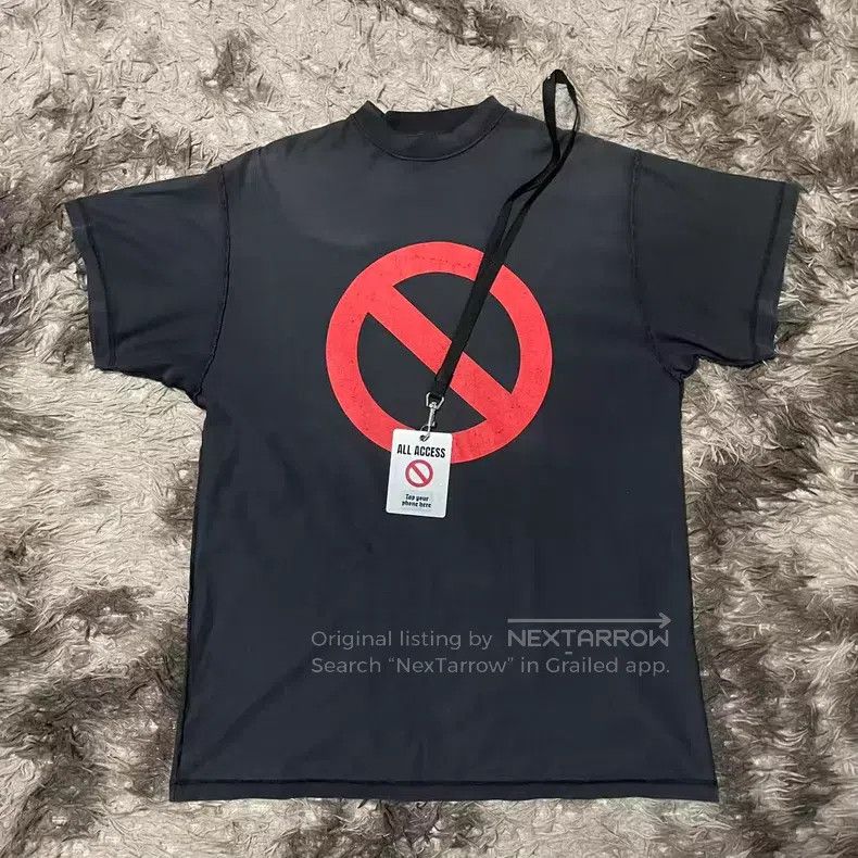 Balenciaga Balenciaga Black Prohibited Band Reversed Short Sleeve Size US S / EU 44-46 / 1 - 1 Thumbnail