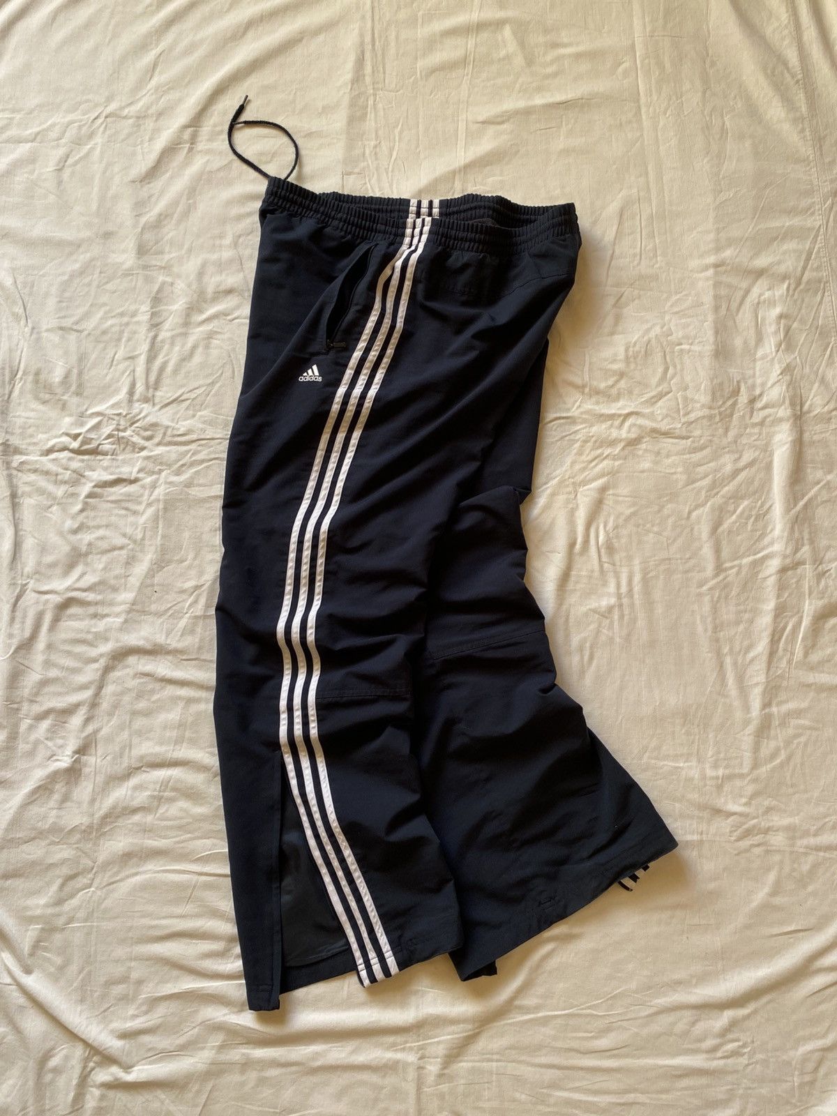 Adidas Vintage Adidas Trackpants Striped Size US 38 / EU 54 - 1 Thumbnail
