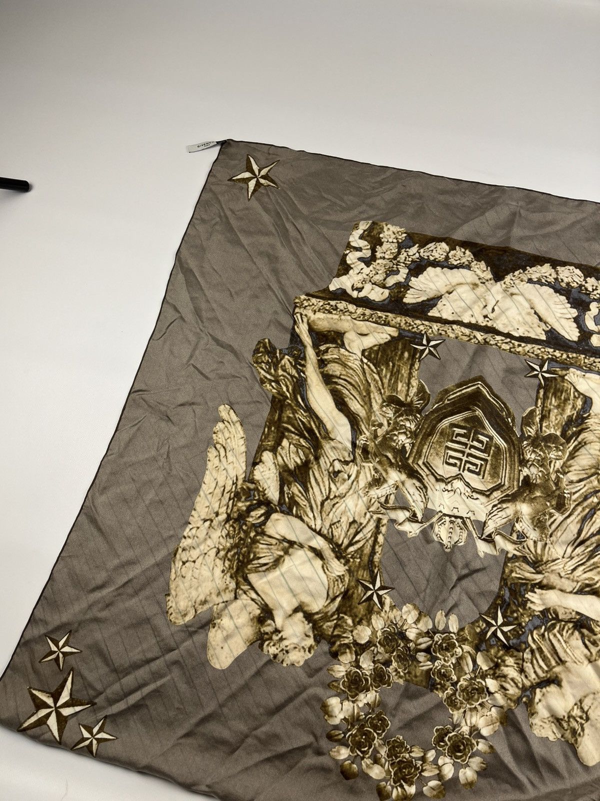 Givenchy × Riccardo Tisci Givenchy by Riccardo Tisci Rare Silk Scarf Size ONE SIZE - 18 Thumbnail