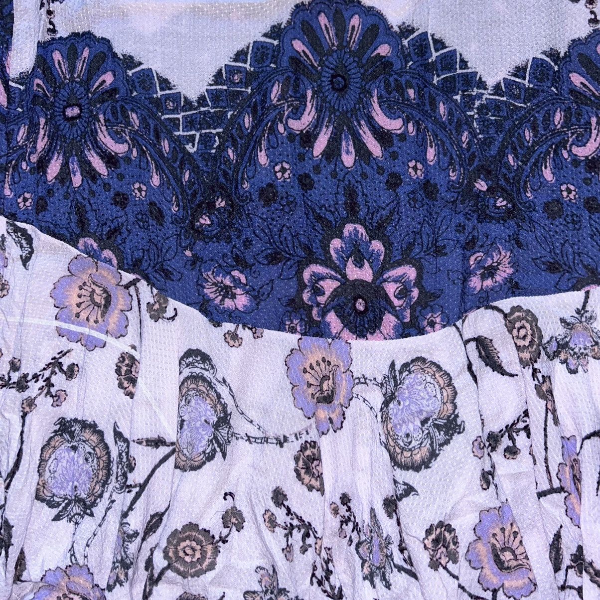 Free People Free People Dobby Dot Flouncy Hem Dress Lavender Size S Size S / US 4 / IT 40 - 7 Thumbnail