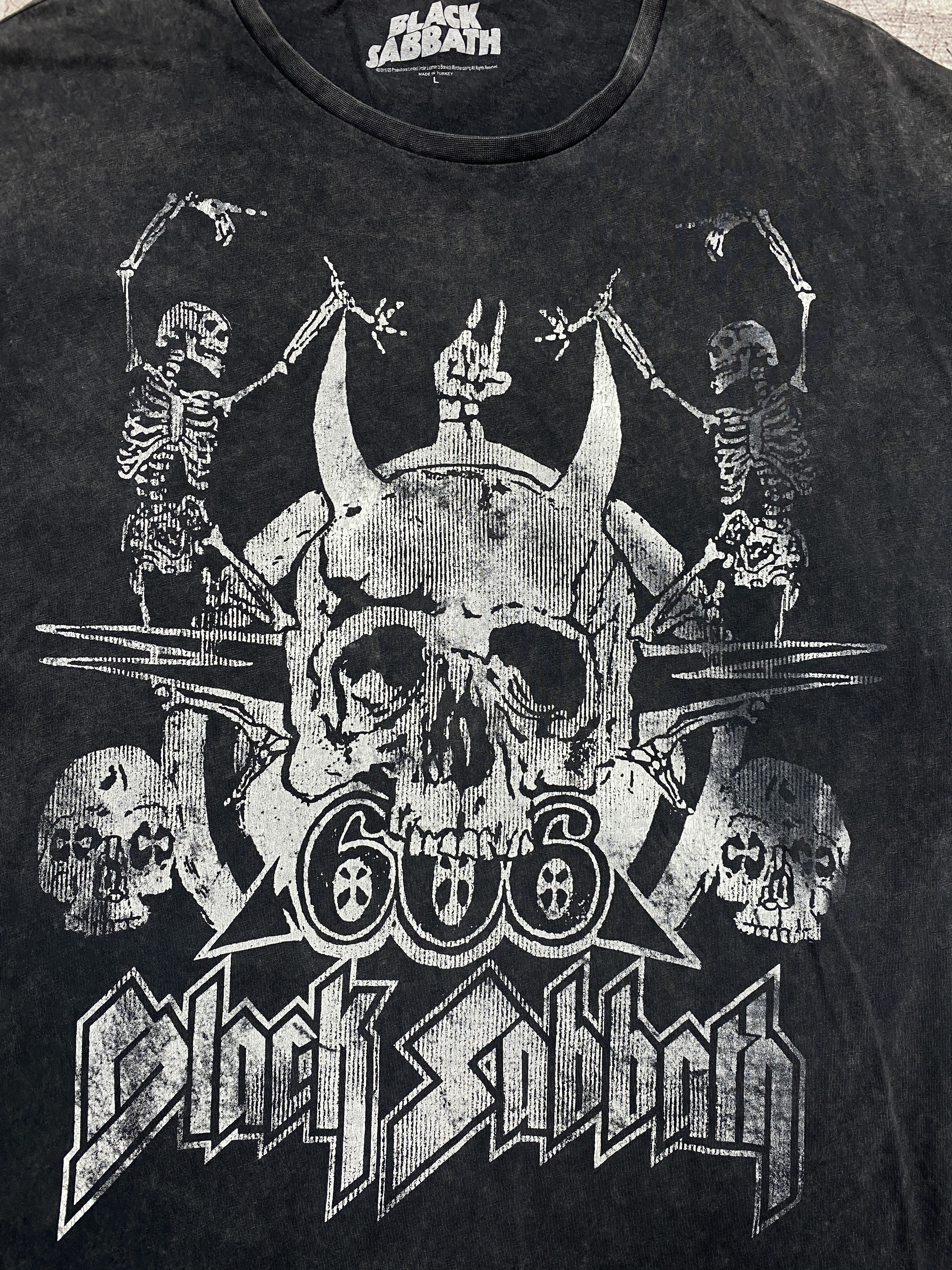 Band Tees Black Sabbath Mens Rock Band T-Shirt Size US L / EU 52-54 / 3 - 3 Thumbnail