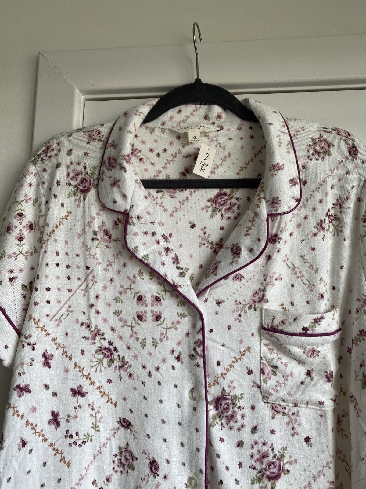 Laura Ashley Laura Ashley Women 2PC Pajamas Set Floral Size XL NWT Size ONE SIZE - 8 Thumbnail