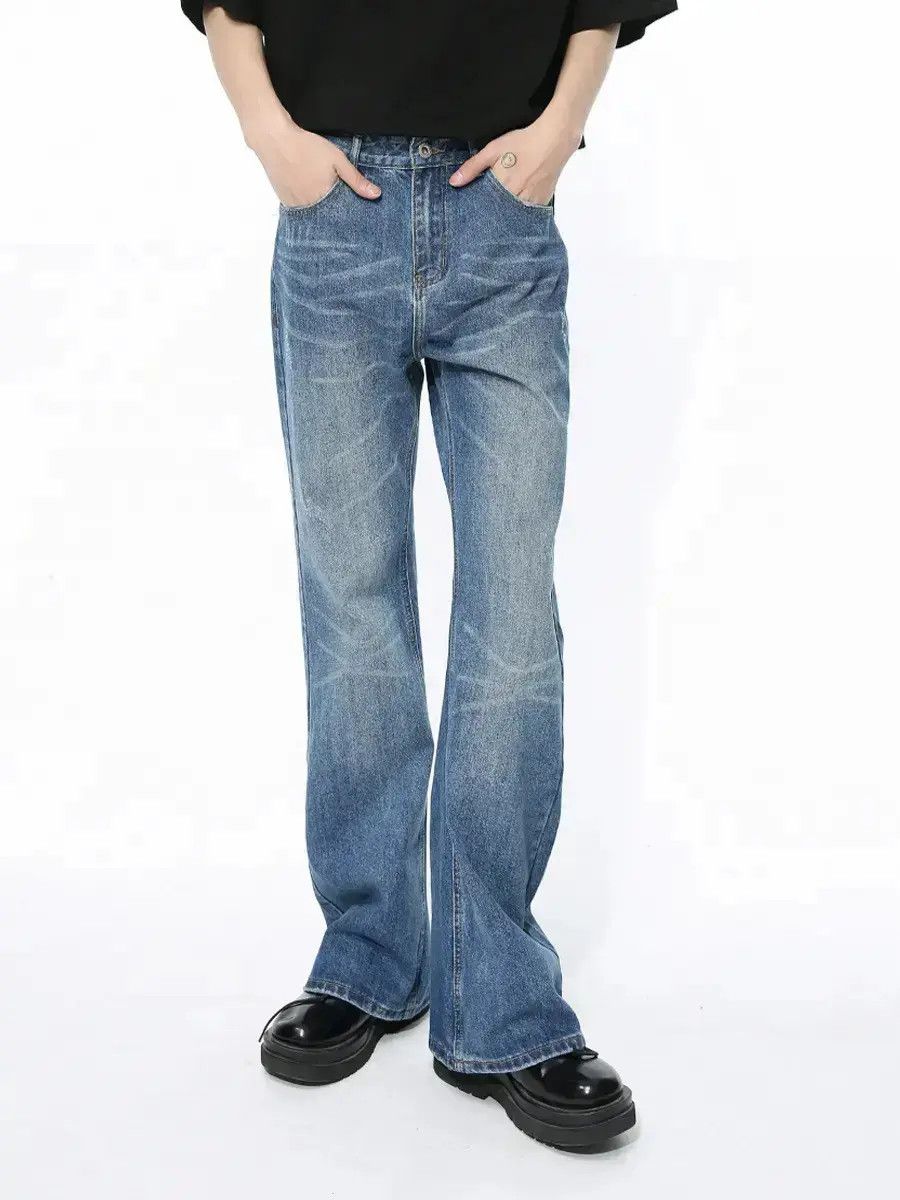 Japanese Brand Retro loose water ripple micro flared jeans Size US 32 / EU 48 - 6 Thumbnail