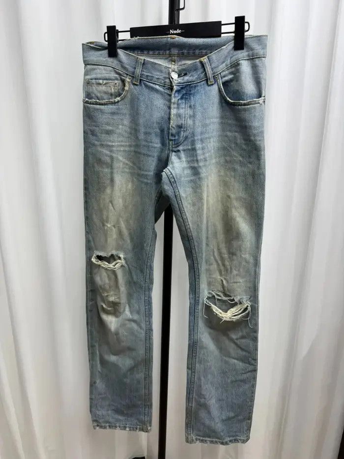 Helmut Lang Helmut Lang Distressed Classic Cut Denim Size US 30 / EU 46 - 1 Thumbnail