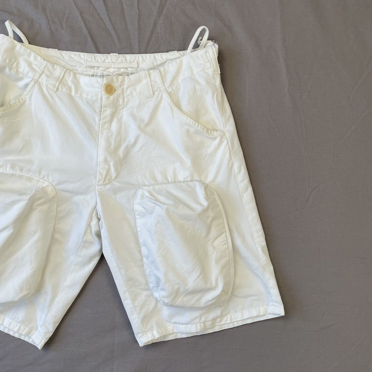 Helmut Lang Helmut Lang 3D Cargo Pocket Shorts Size US 30 / EU 46 - 4 Thumbnail