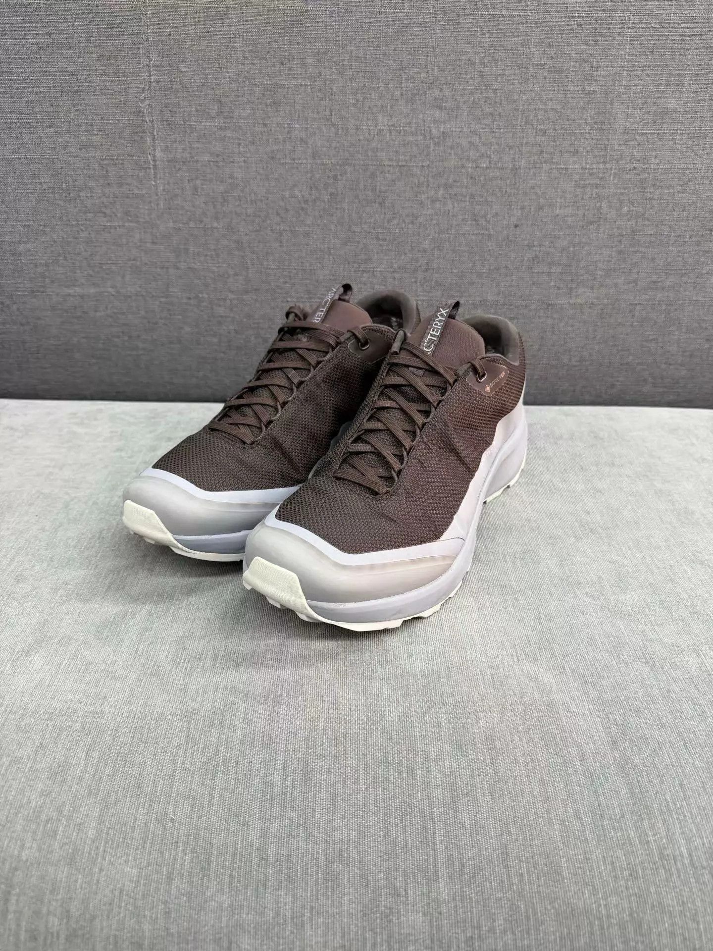 Arc'teryx Arcteryx Aerios FL 2 GTX Low-Top Outdoor Shoe 44 BrownGray Size US 10 / EU 43 - 1 Thumbnail