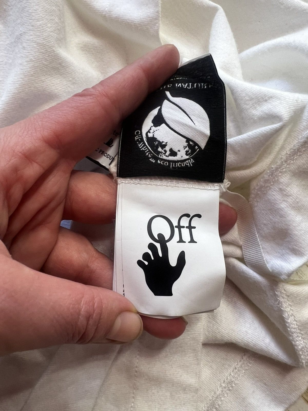 Off-White Off-White Spray Marker Arrows T-Shirt – Size S Size US S / EU 44-46 / 1 - 12 Thumbnail