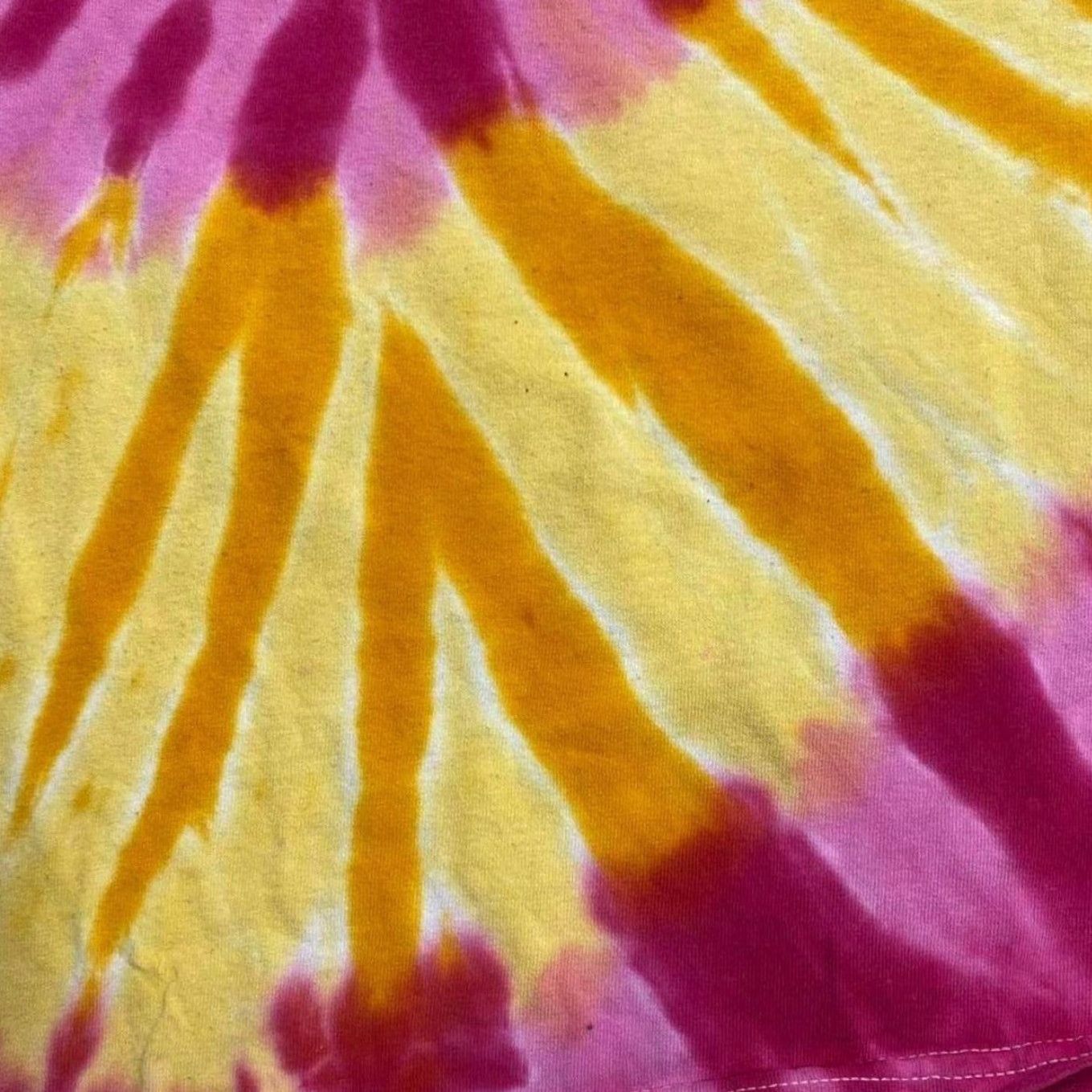 Gildan Michigan Racing “One Wicked Ride” Motorsports Graphic Tie Dye T-Shirt L Men Large Pink/Yellow Spiral Tie Dye Graphic logo print to front and back Size US L / EU 52-54 / 3 - 4 Thumbnail