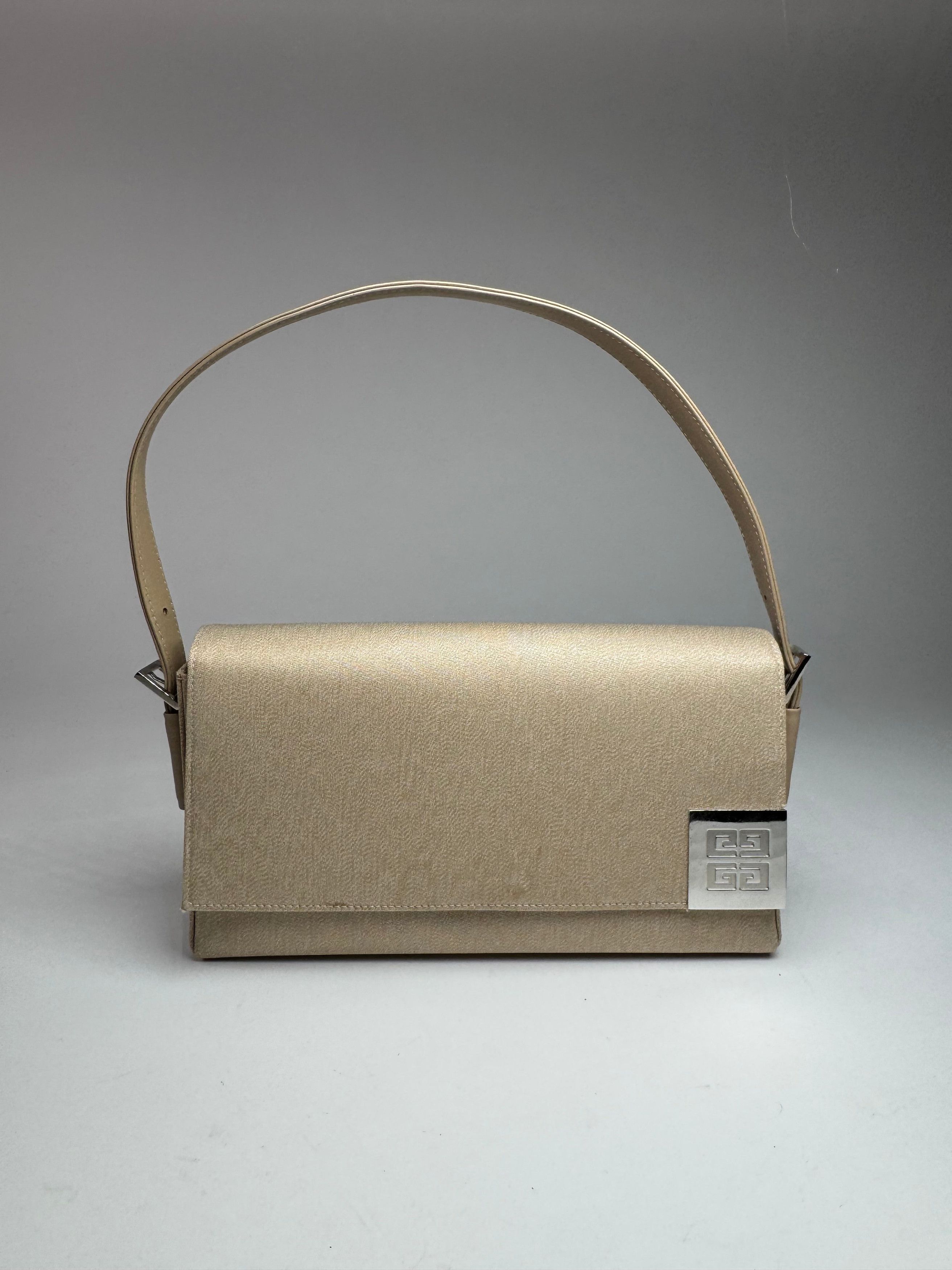 Givenchy Vintage 4G Baguette Bag Beige Size ONE SIZE - 1 Thumbnail
