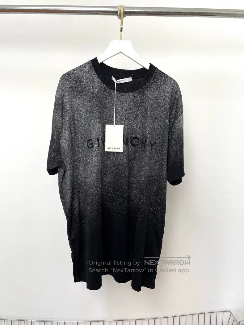 Givenchy Givenchy Black Gradient Starry Sky Short Sleeve T-Shirt Size US M / EU 48-50 / 2 - 1 Thumbnail