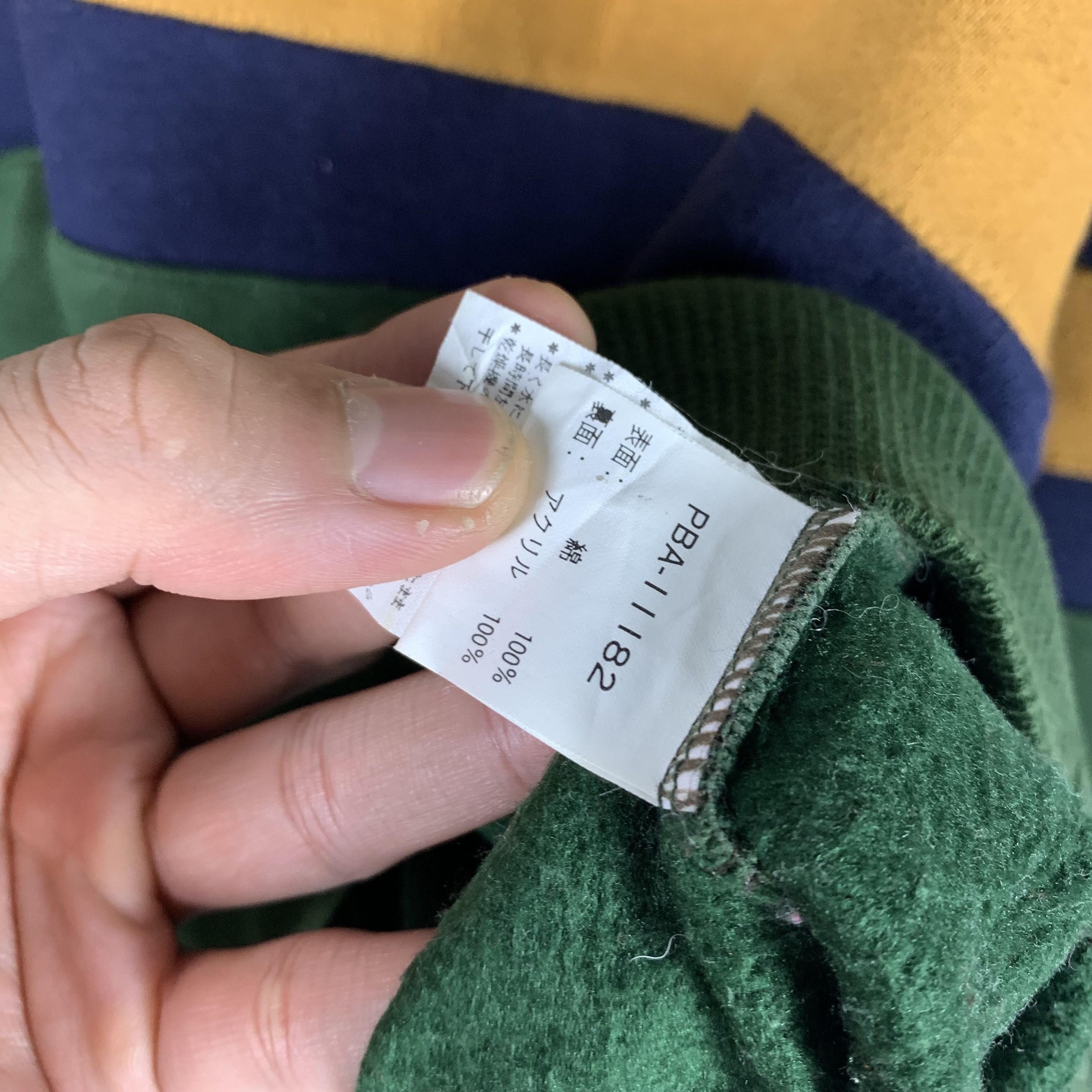Vintage Person's Japanese Brand Boxy Sweatshirt Crewneck Size US S / EU 44-46 / 1 - 6 Thumbnail