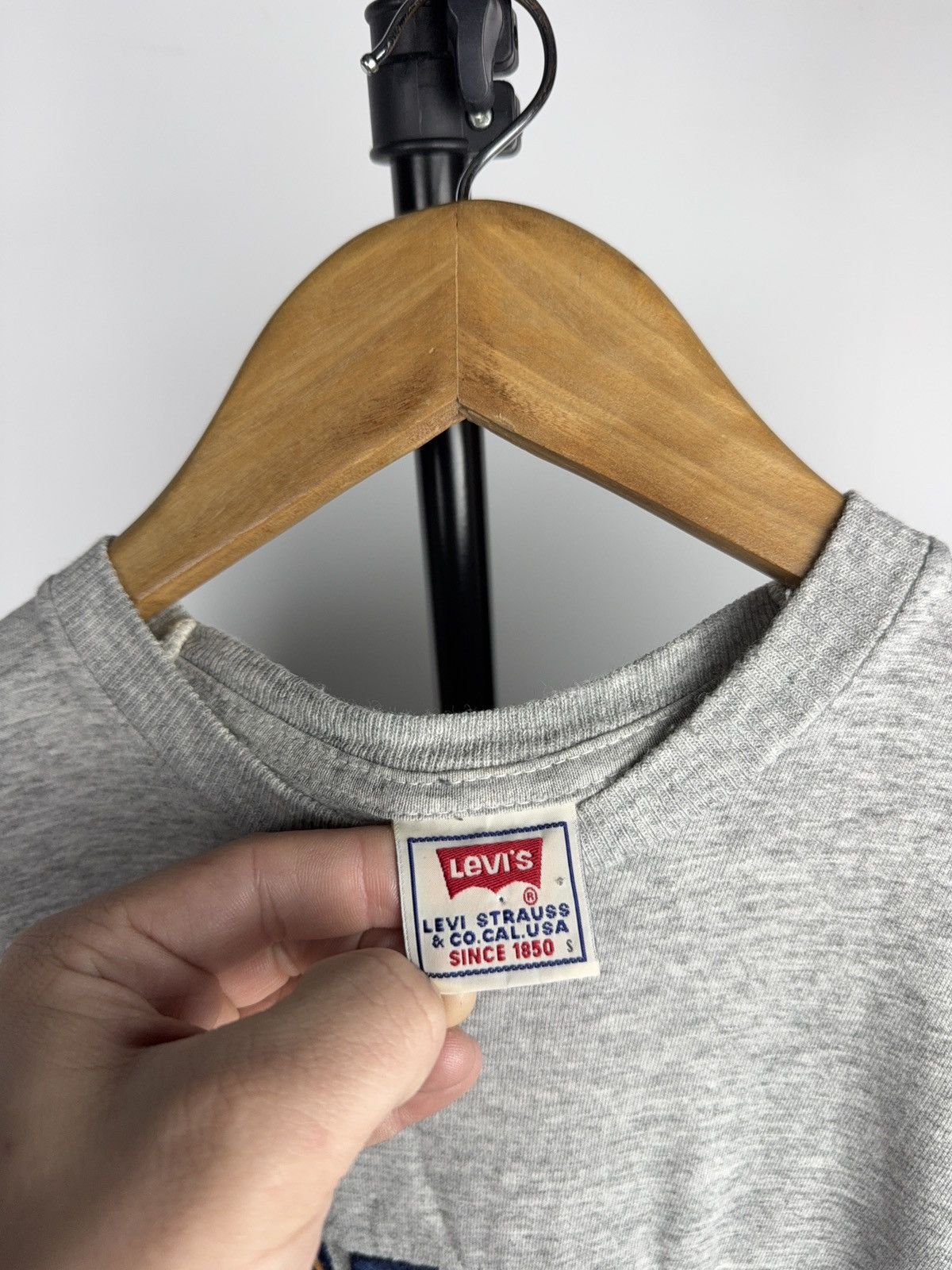 Levi's 90s Levi’s USA Grey Varsity Arch Logo T-Shirt Casual Basic Size US S / EU 44-46 / 1 - 8 Thumbnail