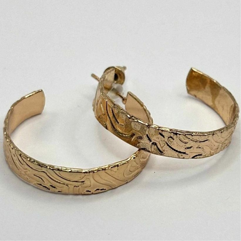 Other Vintage Gold Swirl Hoops Size ONE SIZE - 3 Thumbnail
