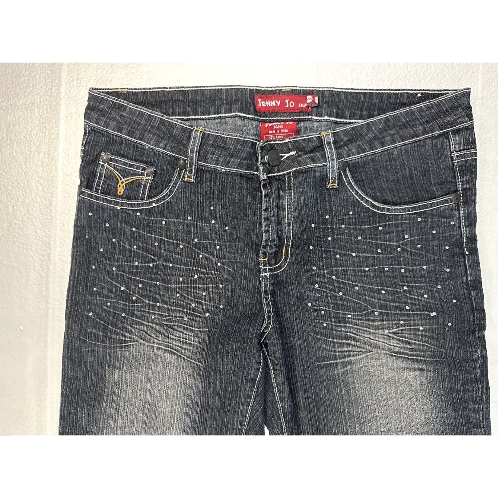 Vintage Jenny Jo Womens Dark Wash Capri Jeans With Rhinestone Accents Gems / Rhinestones Capri Jeans Women M Dark Blue 90s? Size 32" / US 10 / IT 46 - 3 Thumbnail