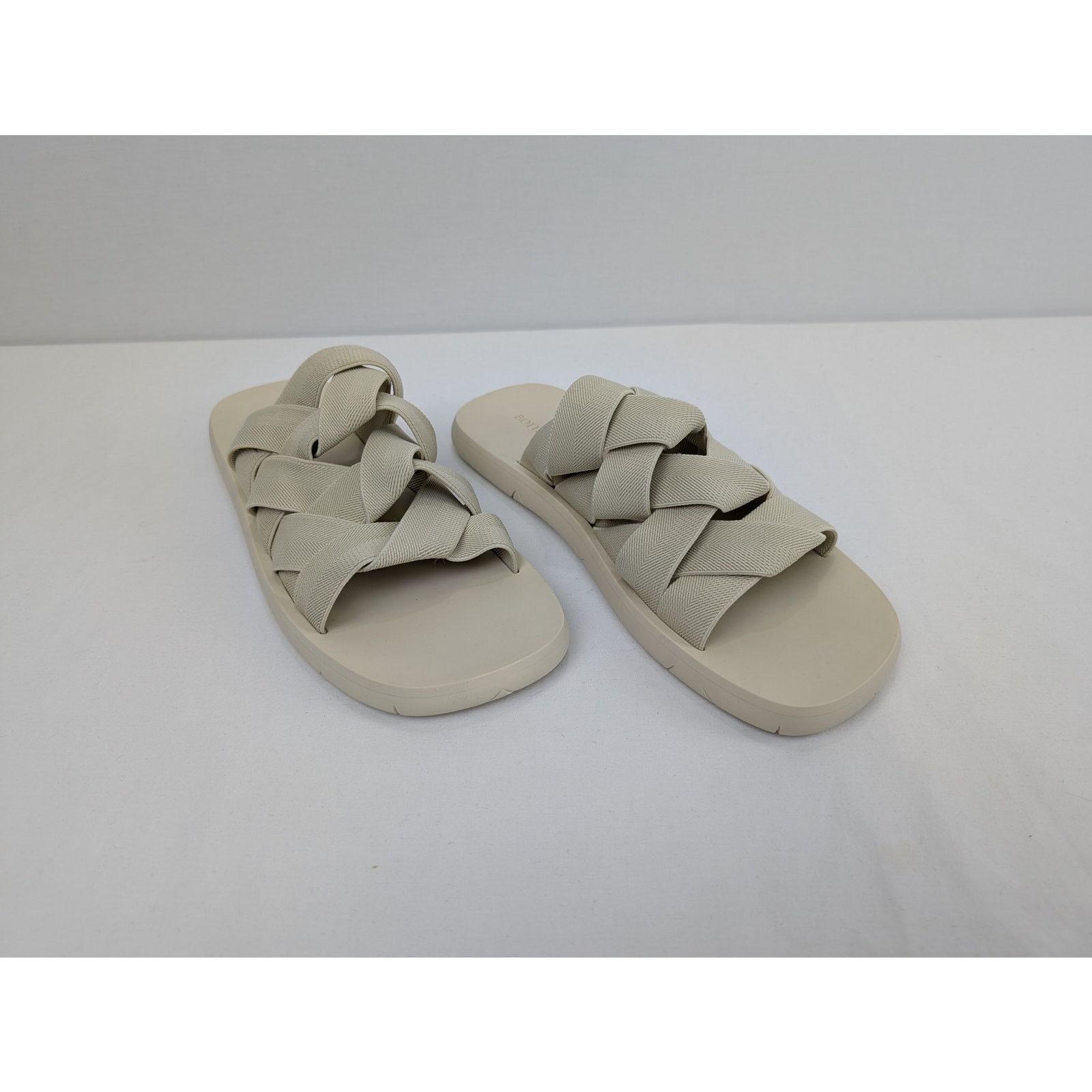 Bottega Veneta o1rshd1 Intrecciato Starfish Plat Sandal in Sea Salt Size US 9 / EU 42 - 4 Thumbnail