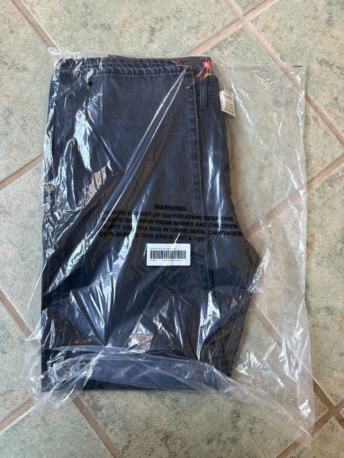 Supreme Supreme Leopard Faux Fur Loose Fit Jean Washed Black Sz 32 Size US 32 / EU 48 - 2 Thumbnail