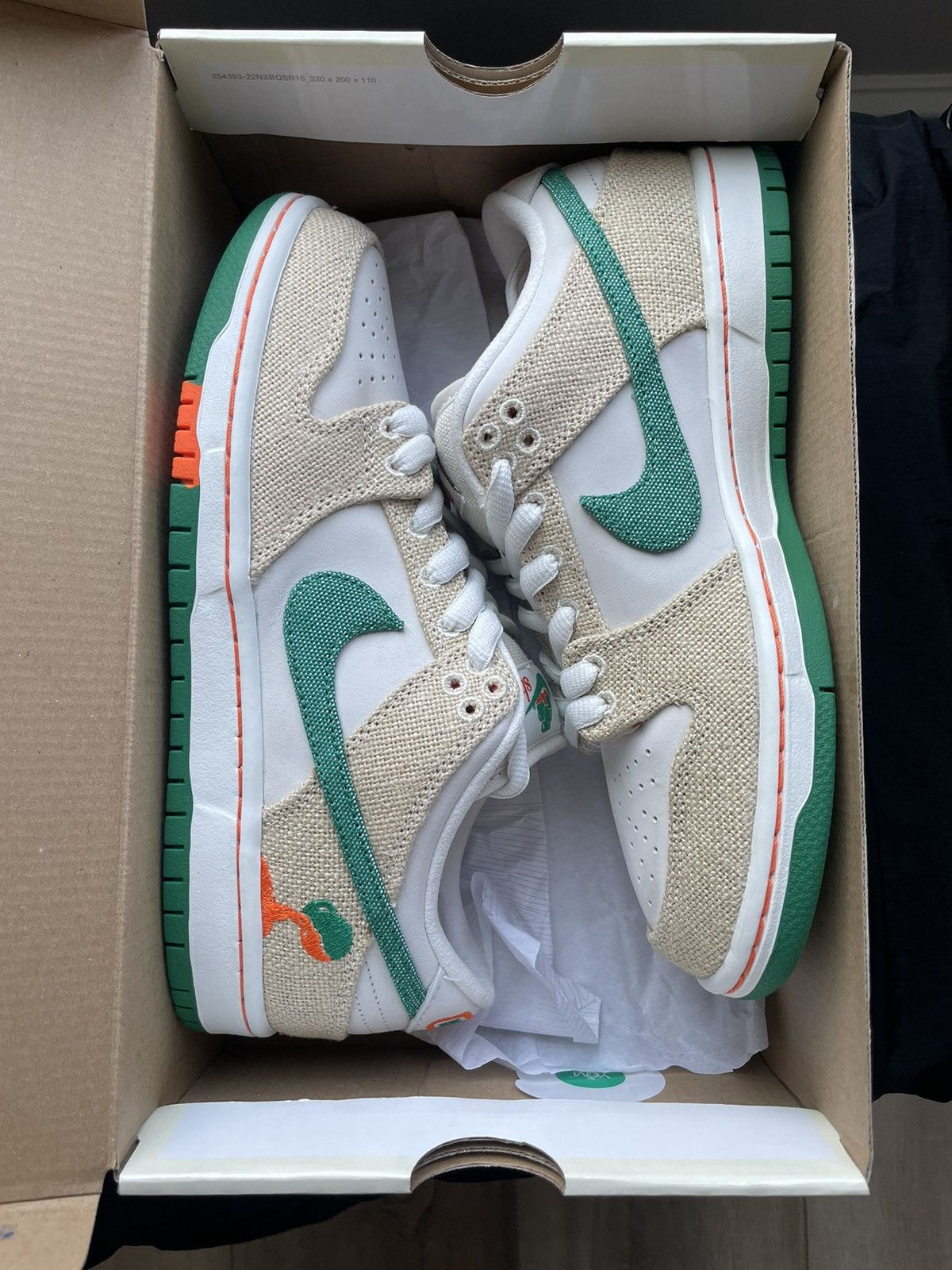 image of Nike Jarrito Sb Dunk Shoes in Safety Orange, Men's (Size 8)