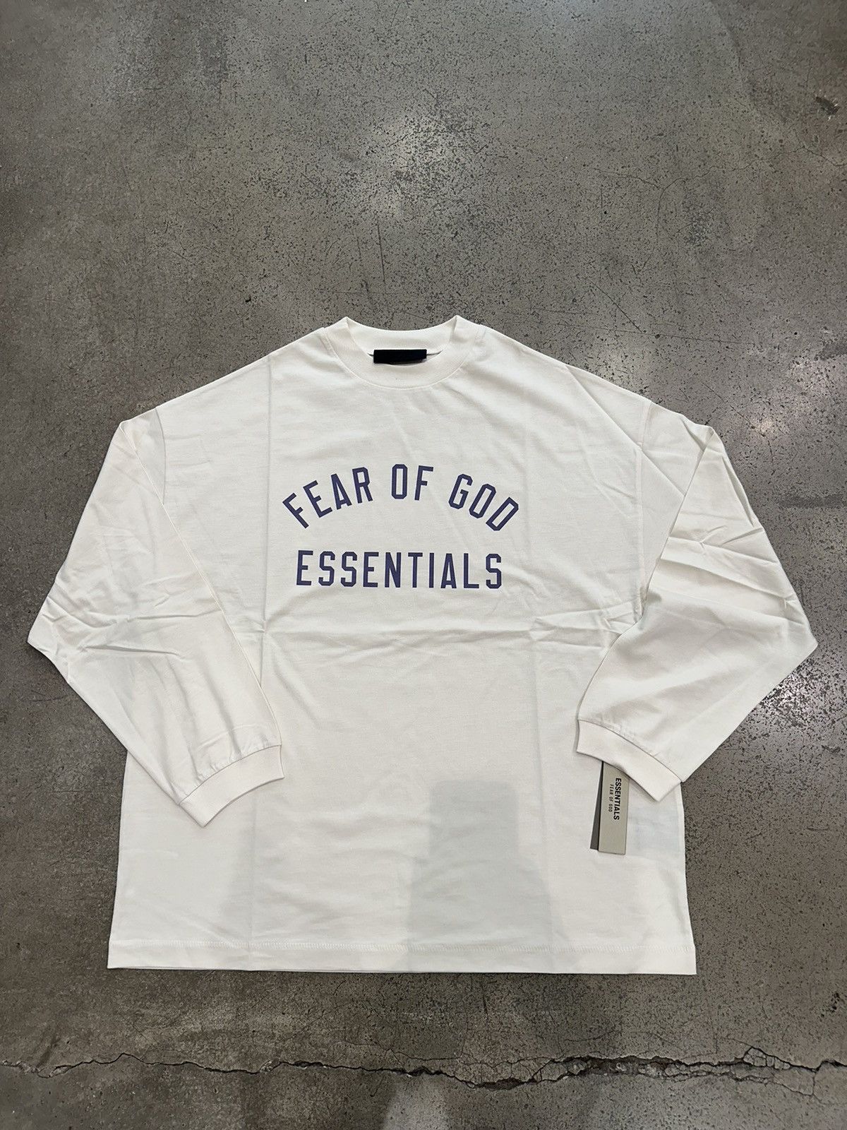 Essentials ESSENTIALS - Jersey L/S T-Shirt Shell Size US M / EU 48-50 / 2 - 1 Thumbnail
