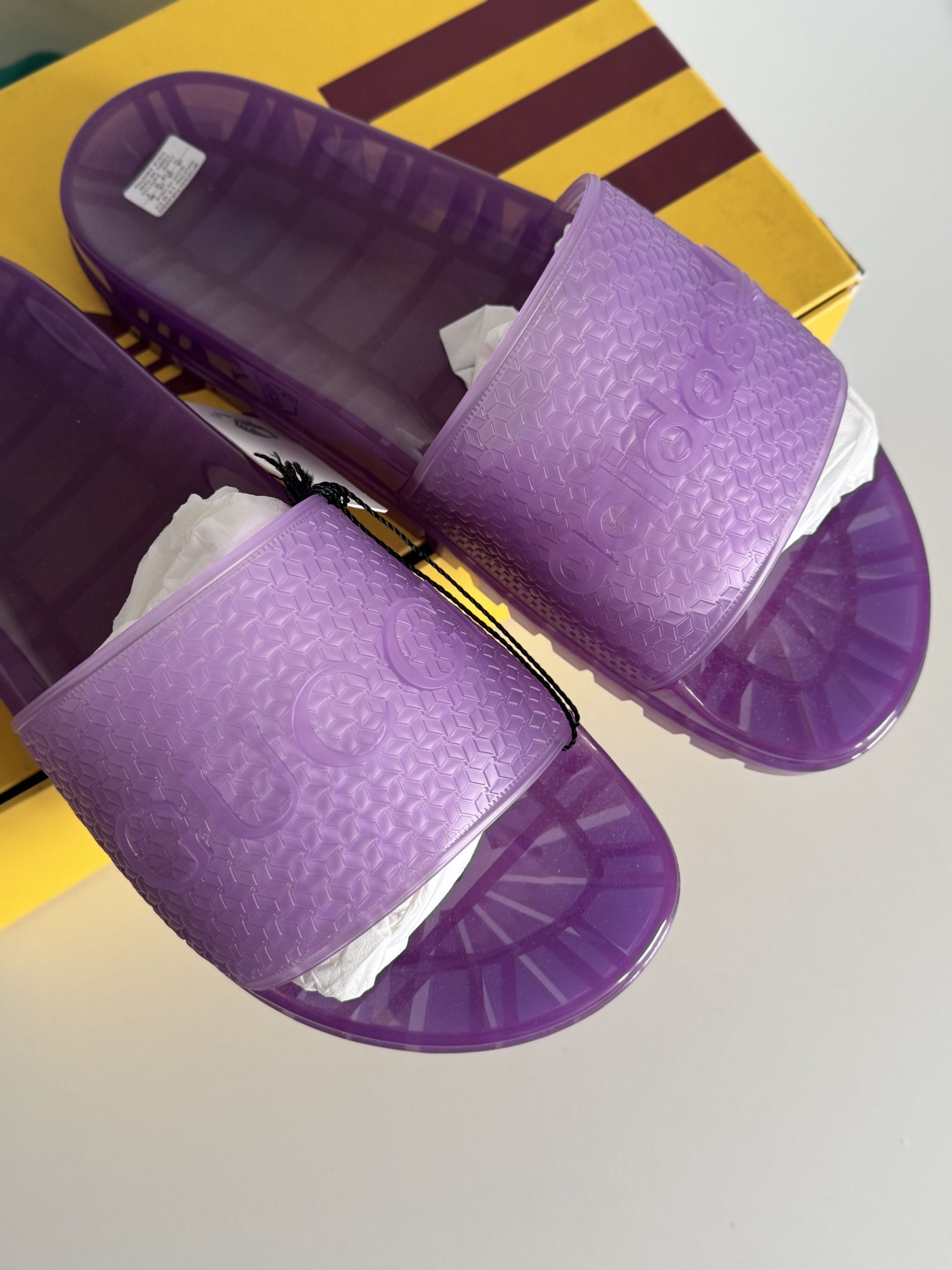 Adidas × Gucci Gucci x Adidas | Womens size 11us fit 44 men | slides Size US 11 / EU 44 - 3 Thumbnail
