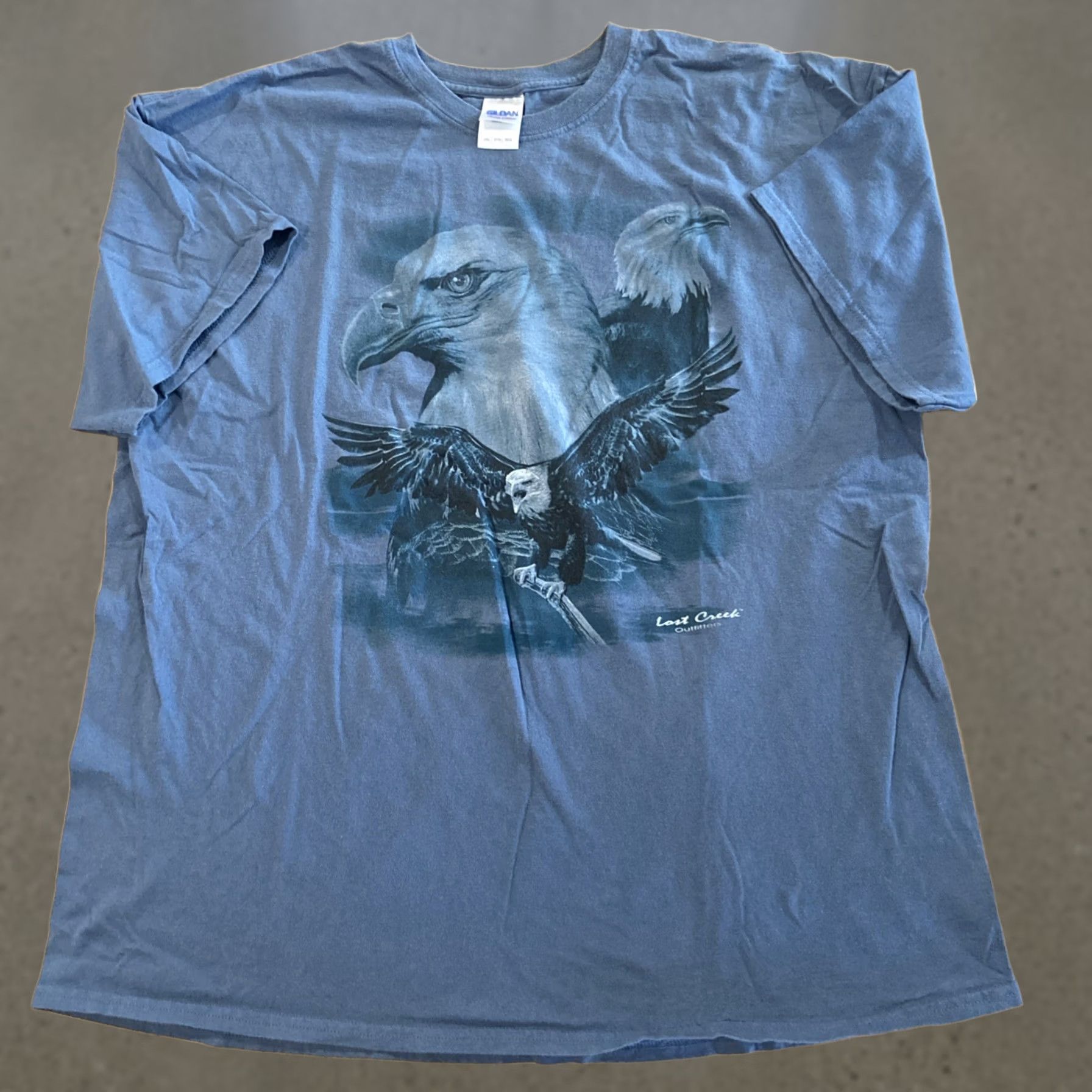 Gildan VINTAGE Gildan Men's T-Shirt Crew Neck Short Sleeve 2XL Cotton Blue Embroidered Eagle Crewneck Shirt Size US XXL / EU 58 / 5 - 1 Thumbnail