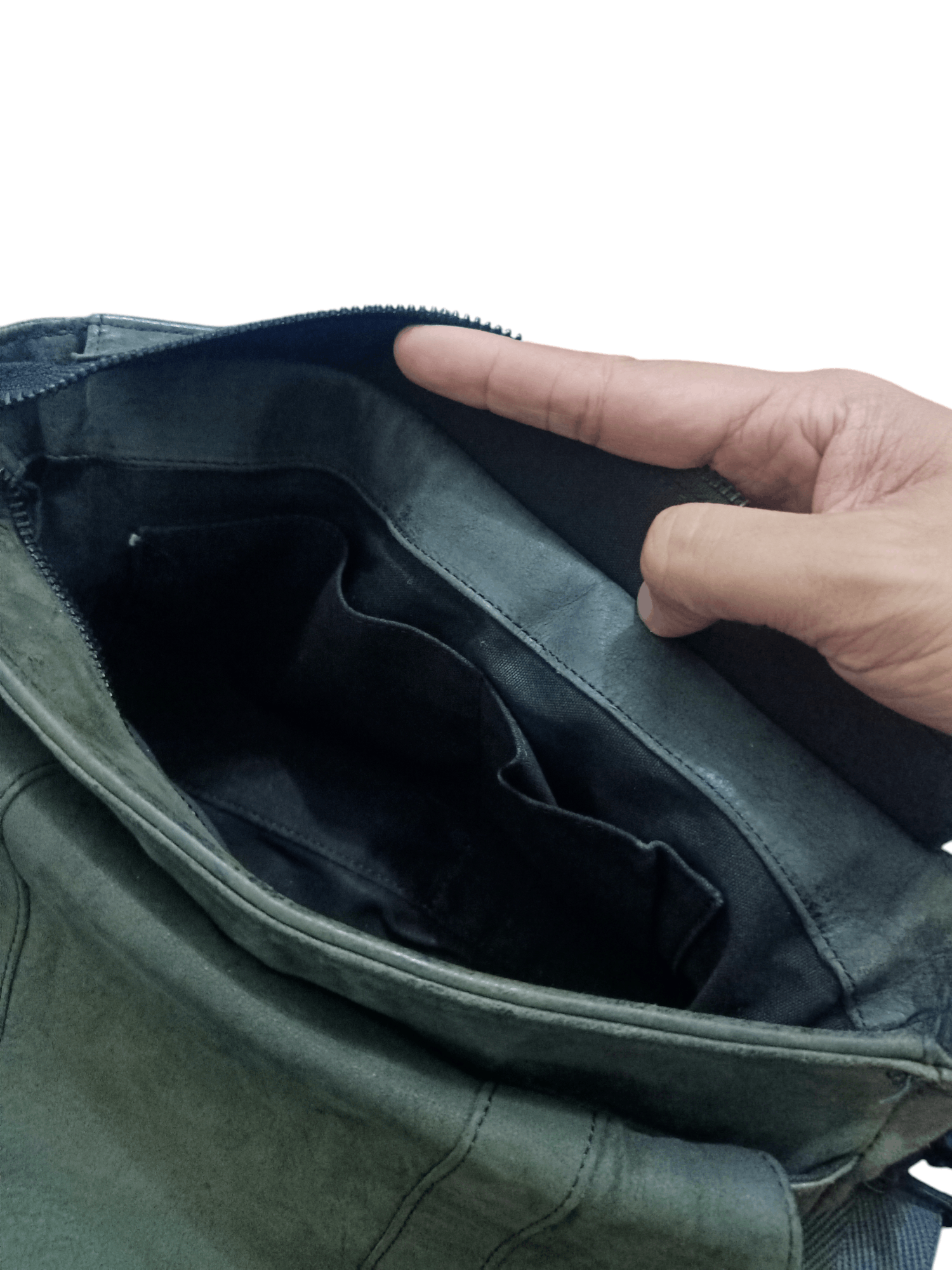 Other Patrick Stephan Leather Sling Bag Size ONE SIZE - 12 Thumbnail