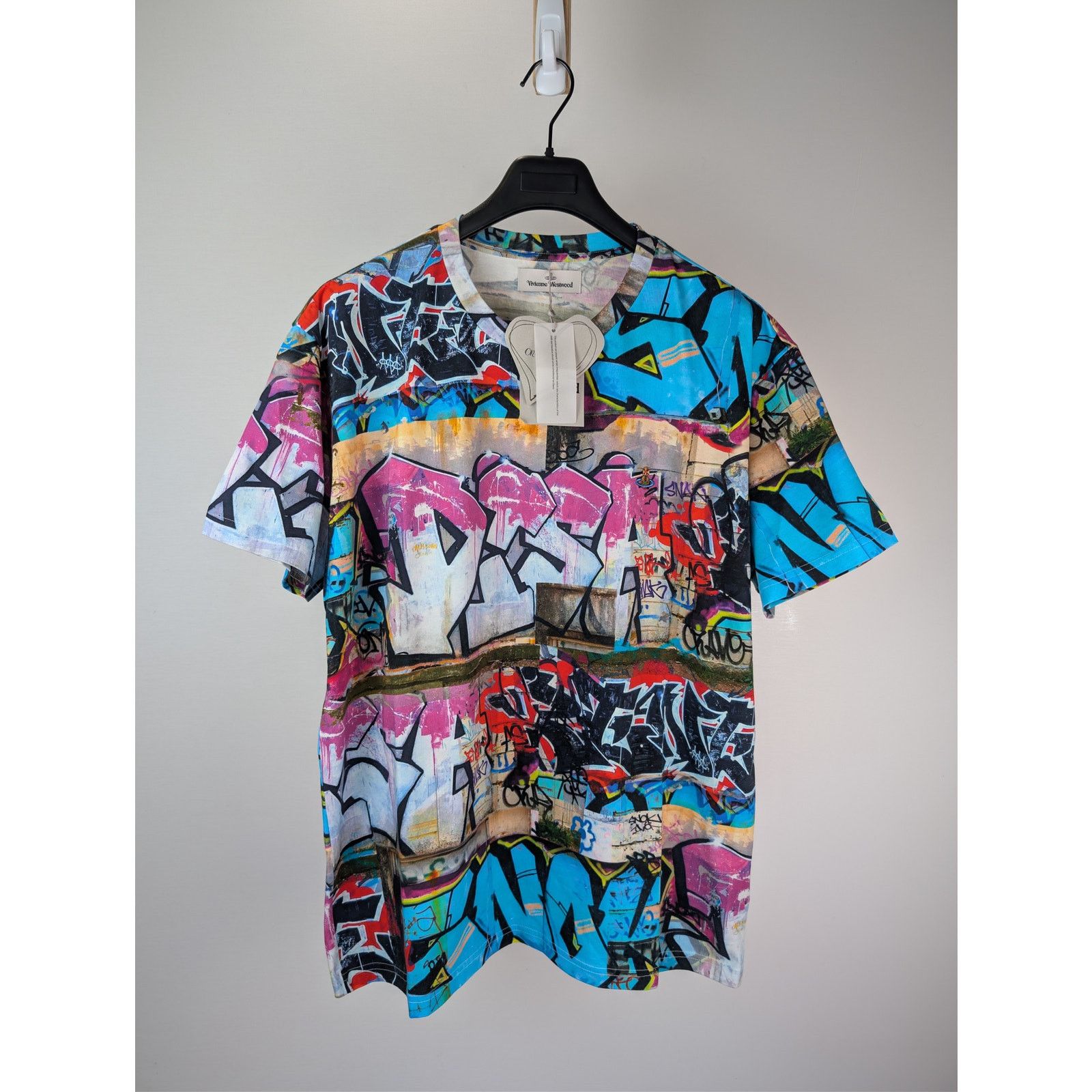 Vivienne Westwood o1rshd1 Classic Graffiti Print T-Shirt in Multiolor Size US XXL / EU 58 / 5 - 9 Thumbnail