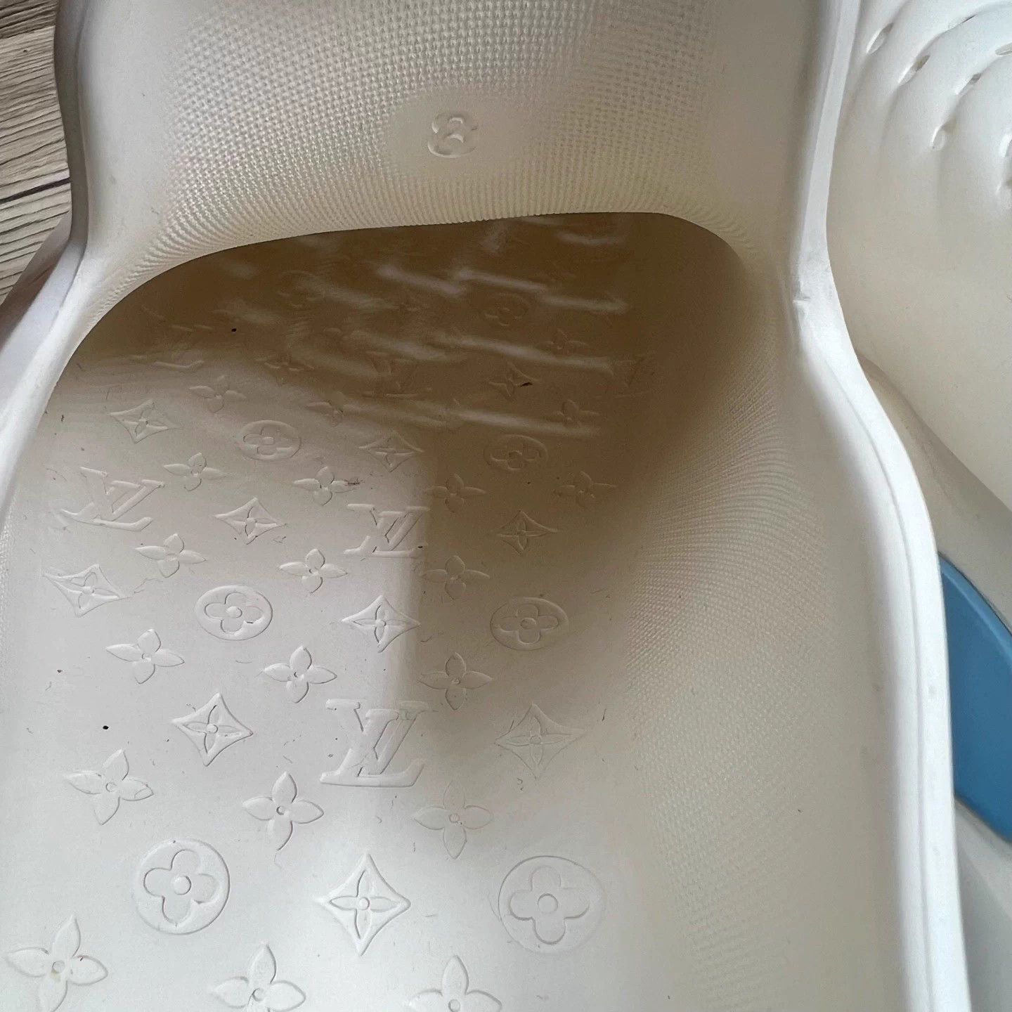 Louis Vuitton LV Shark white/blue thick sole slipper 42 98 New Size US 9 / EU 42 - 6 Thumbnail