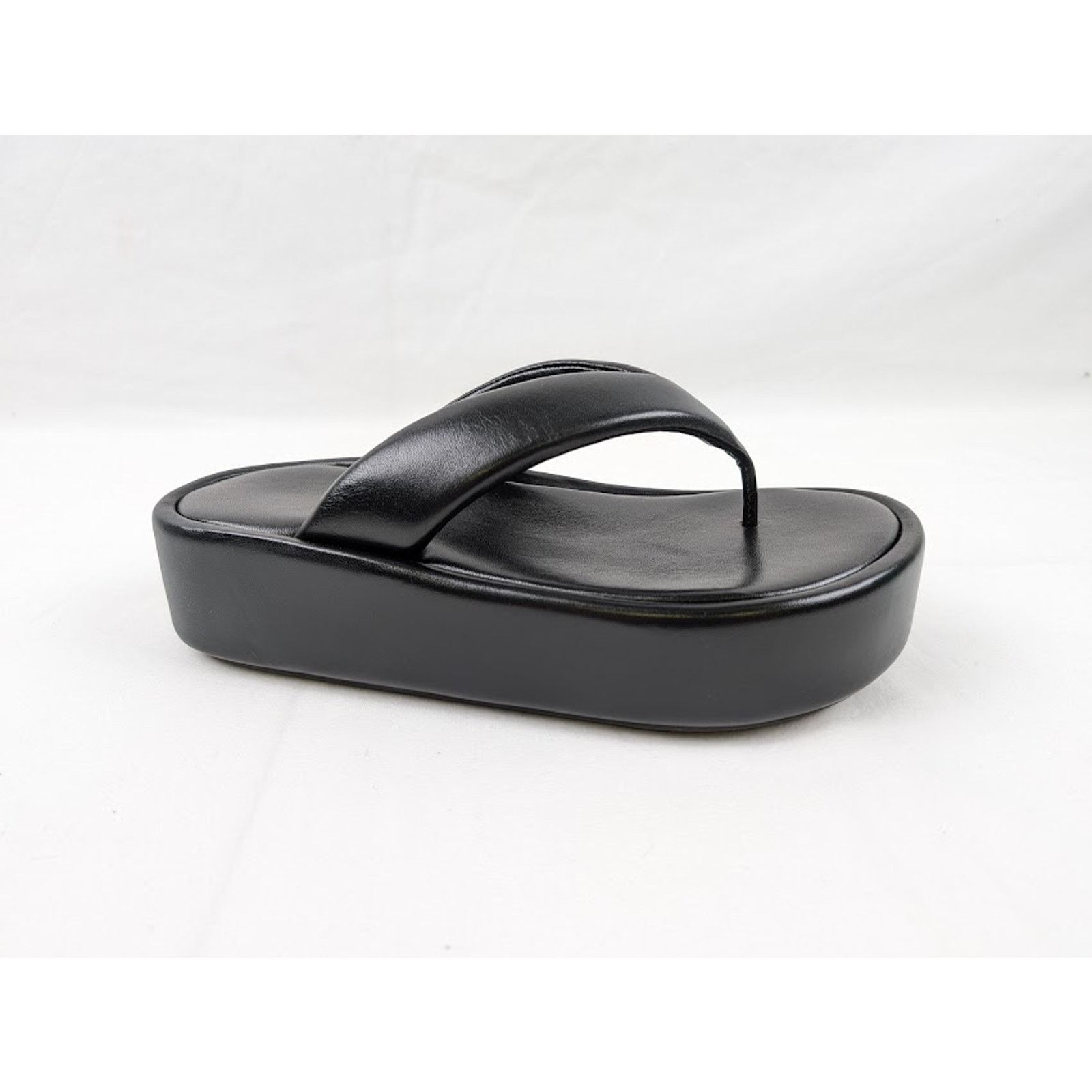 Balenciaga o1rshd1 Smooth Nappa/ Logo Slides in Black/White 38 Size US 8 / IT 38 - 1 Thumbnail