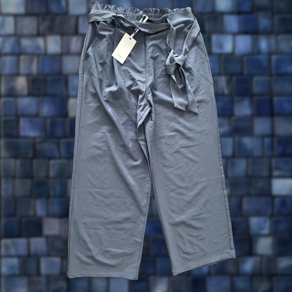 Vintage Grace Karin Palazzo Pants Wide-Leg Paperbag High Rise Women’s XL 32x28 Blue Polyester Blend Belted Pockets Gray? Size 40" / US 18 - 1 Thumbnail