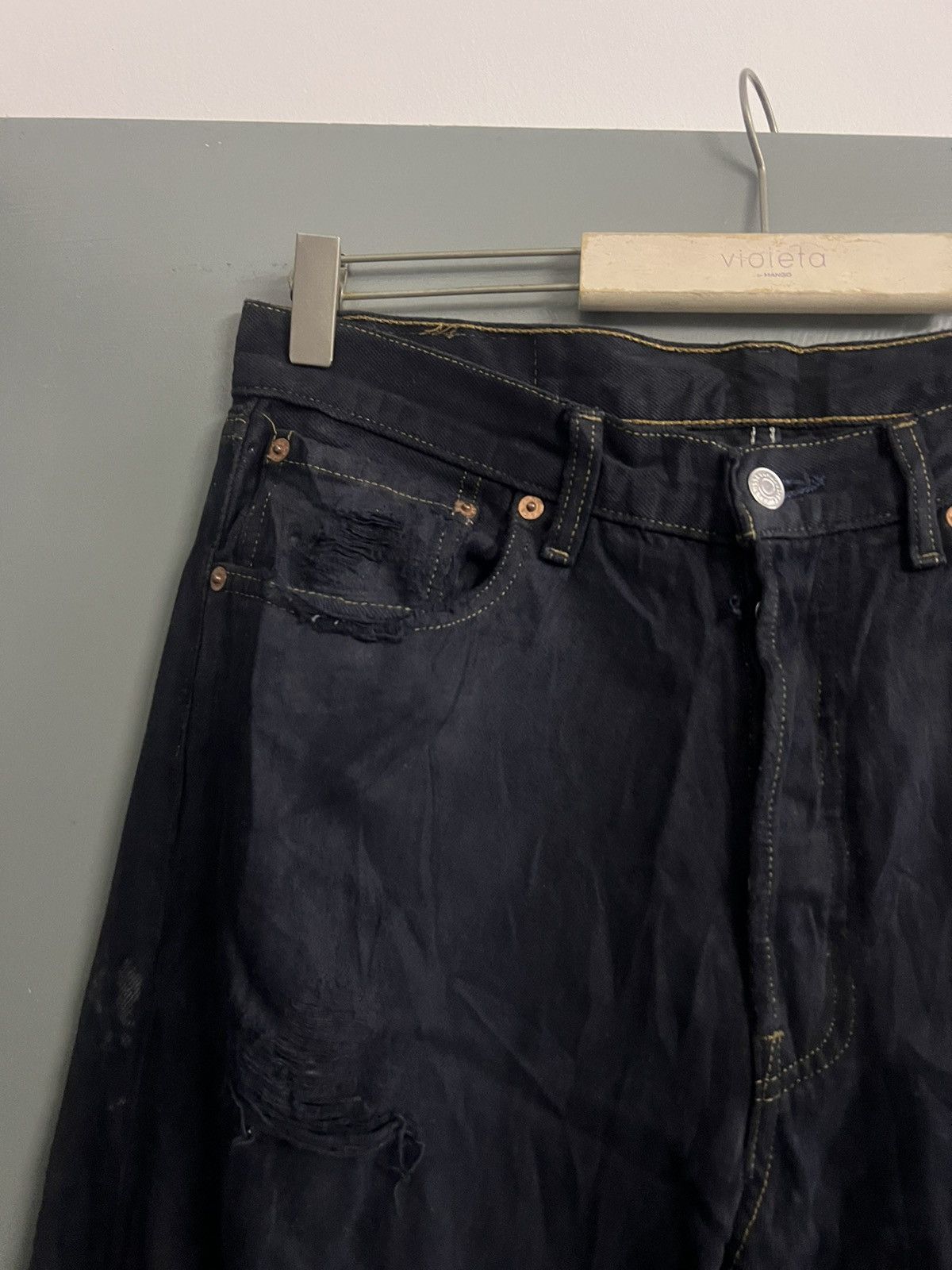 If Six Was Nine × Levi's × Vintage THRASHED LEVIS 501 RIPPED DISTRESSED DENIM PANT Size US 32 / EU 48 - 2 Thumbnail