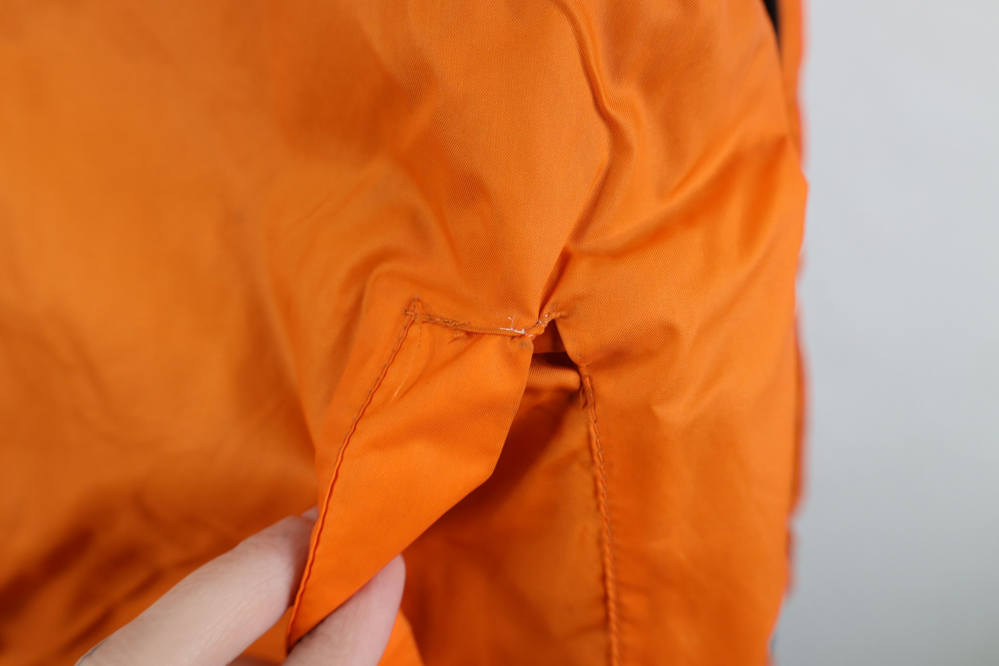 Vintage Vintage NFL Cleveland Browns Football Windbreaker Jacket Size US XL / EU 56 / 4 - 6 Thumbnail