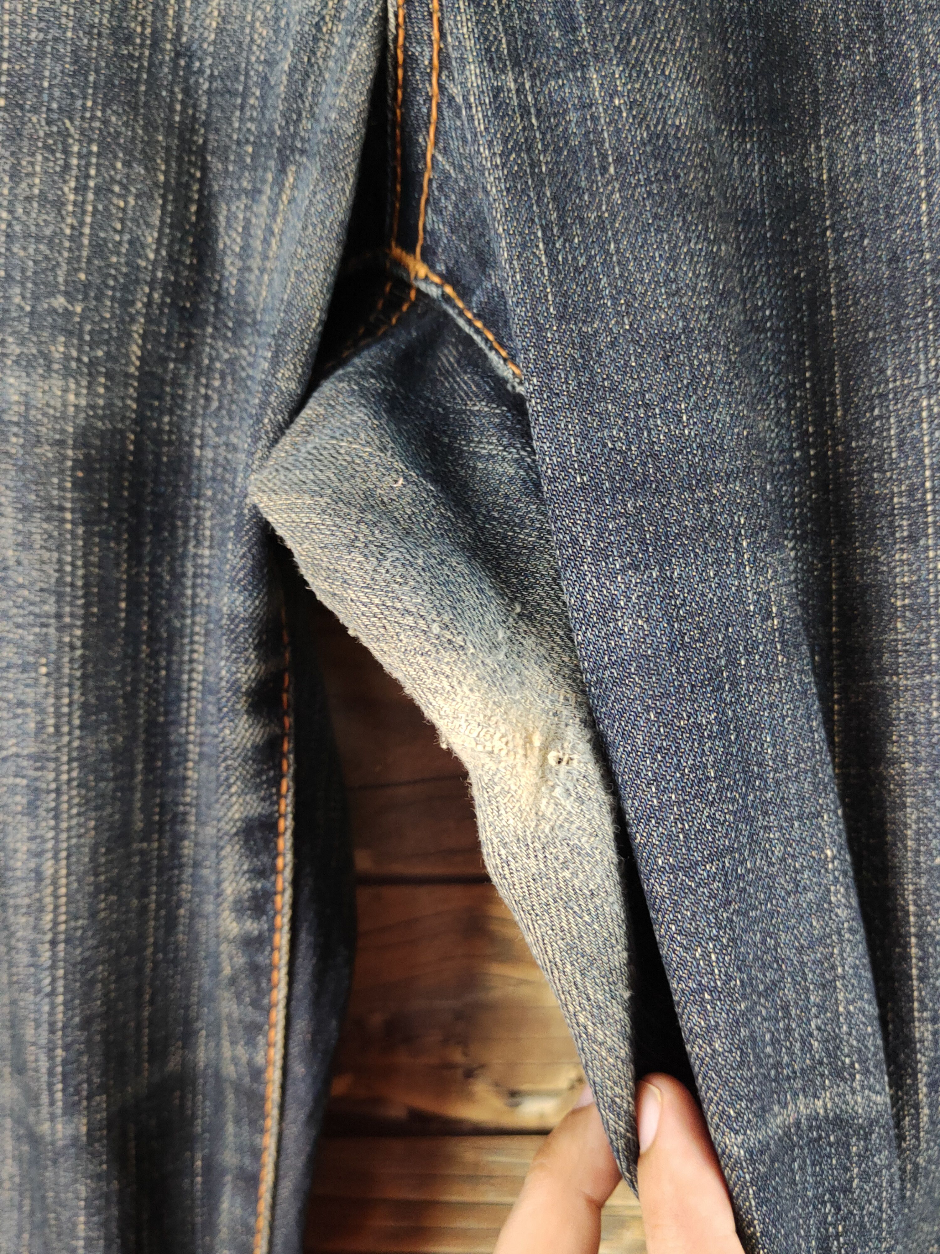 Edwin Edwin vintage Black Distressed Ripped denim Jeans #W1379 Size US 34 / EU 50 - 2 Thumbnail