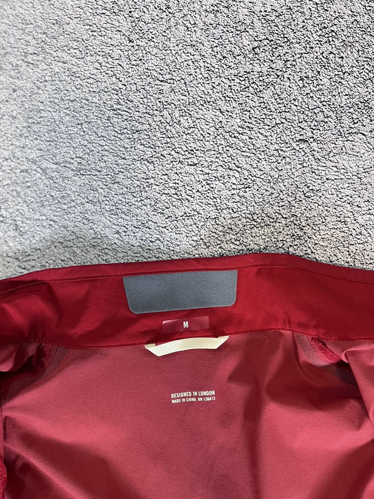 Rapha Rapha Women’s Wind Jacket SizeM Red Cycling Reflective Shell Size M / US 6-8 / IT 42-44 - 8 Thumbnail