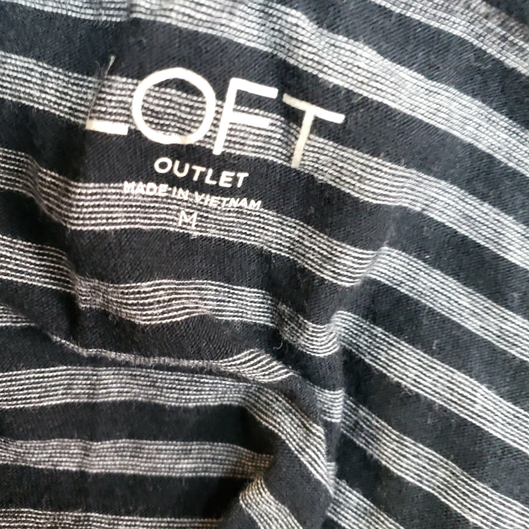 Loft LOFT Ann Taylor Womens Top Sz Medium Black Gray Striped Back Tie Cotton Blend T-Shirt Casual V-Neck 3/4 Sleeve Size M / US 6-8 / IT 42-44 - 4 Thumbnail