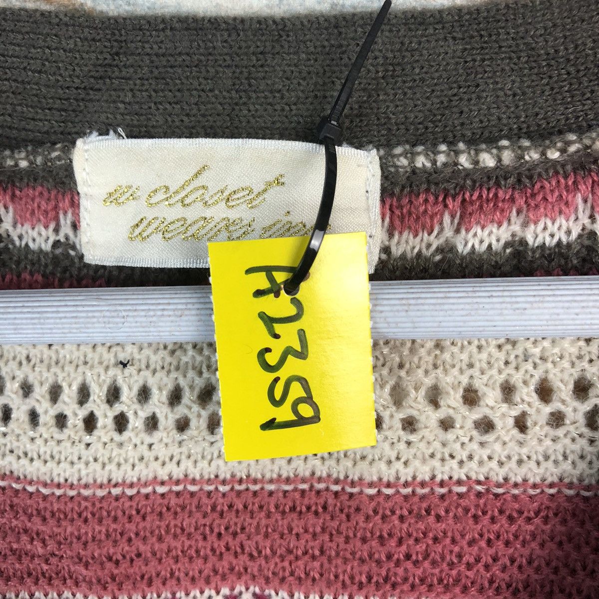Homespun Knitwear × Japanese Brand W Closet Wears Inc Cardigan Knitwear #A2359 Size US L / EU 52-54 / 3 - 9 Thumbnail