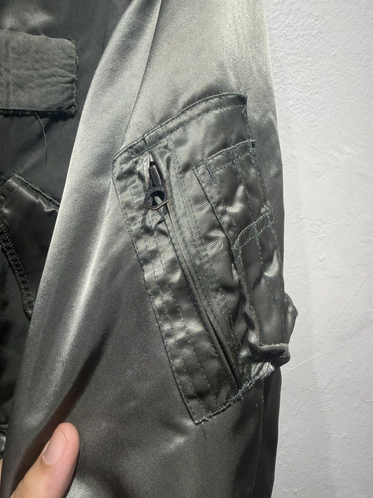 Vintage vintage US military CWU-45 flight jacket Size US L / EU 52-54 / 3 - 9 Thumbnail