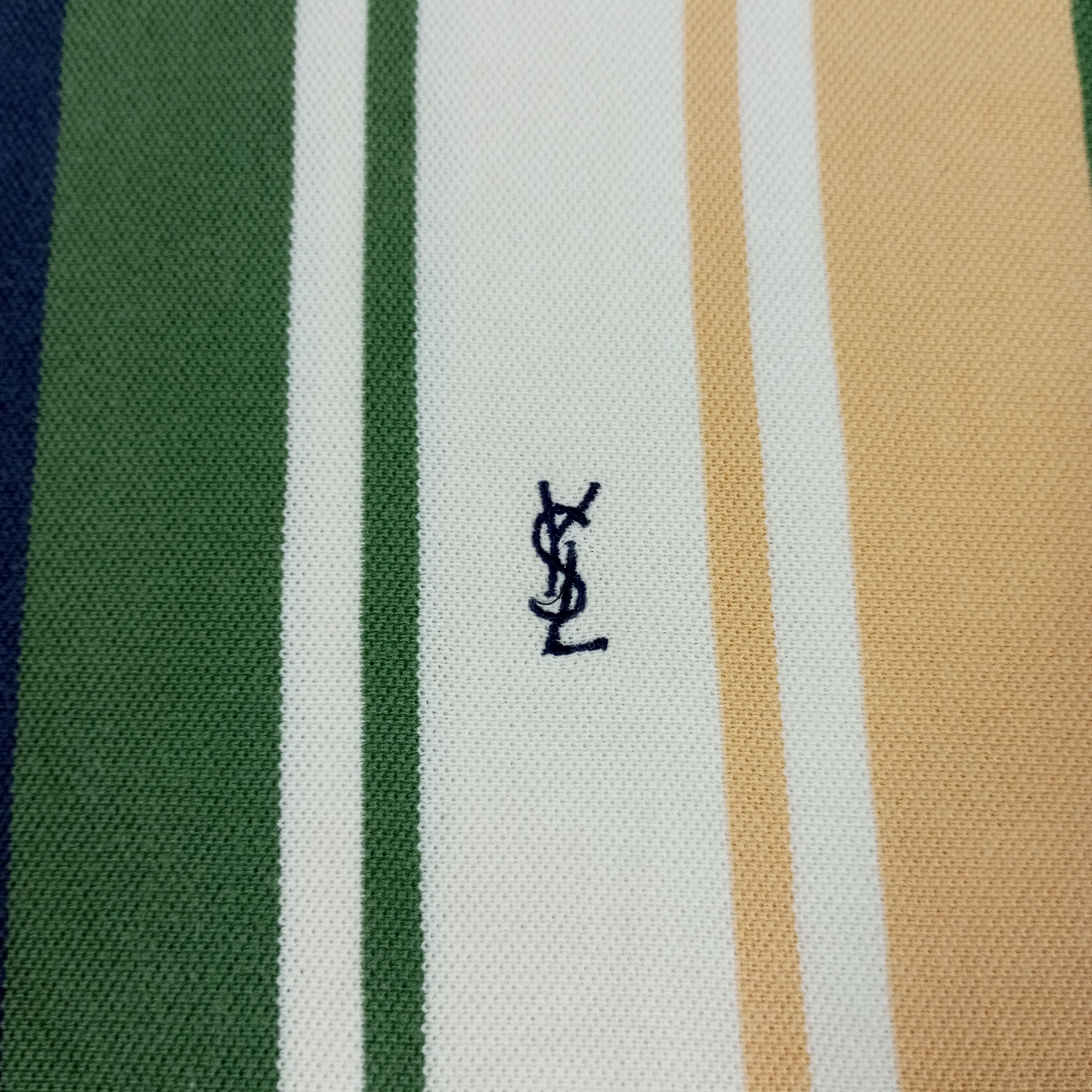 Vintage × Yves Saint Laurent Yves Saint Laurent YSL Small Logo Design Luxury Brand Tshirt Size US M / EU 48-50 / 2 - 2 Thumbnail