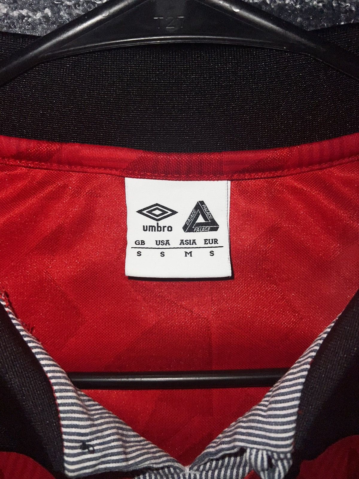 Palace × Umbro Palace X Umbro Red Soccer Jersey Size US S / EU 44-46 / 1 - 3 Thumbnail