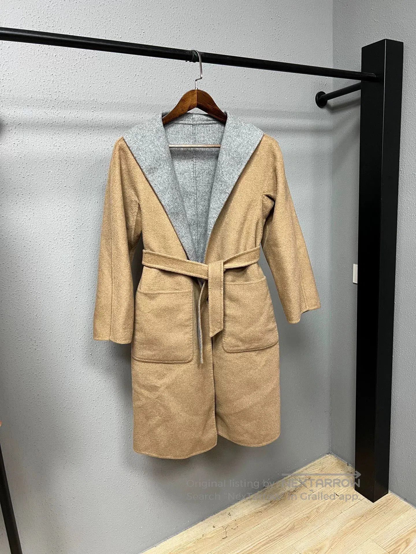 Max Mara Maxmara Beige Color Block Wool Coat. Size XS / US 0-2 / IT 36-38 - 1 Thumbnail