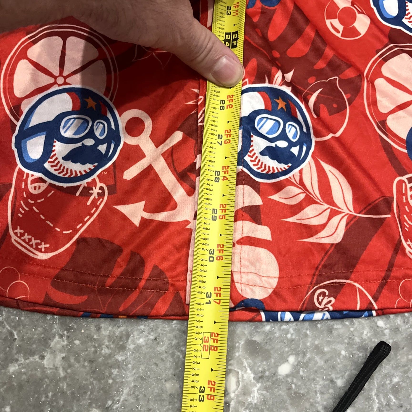 Canon VINTAGE Kannapolis Cannon Ballers Hawaiian Shirt XL Men Red Short Sleeve Button-Up Hawaiian Theme Size US XL / EU 56 / 4 - 4 Thumbnail