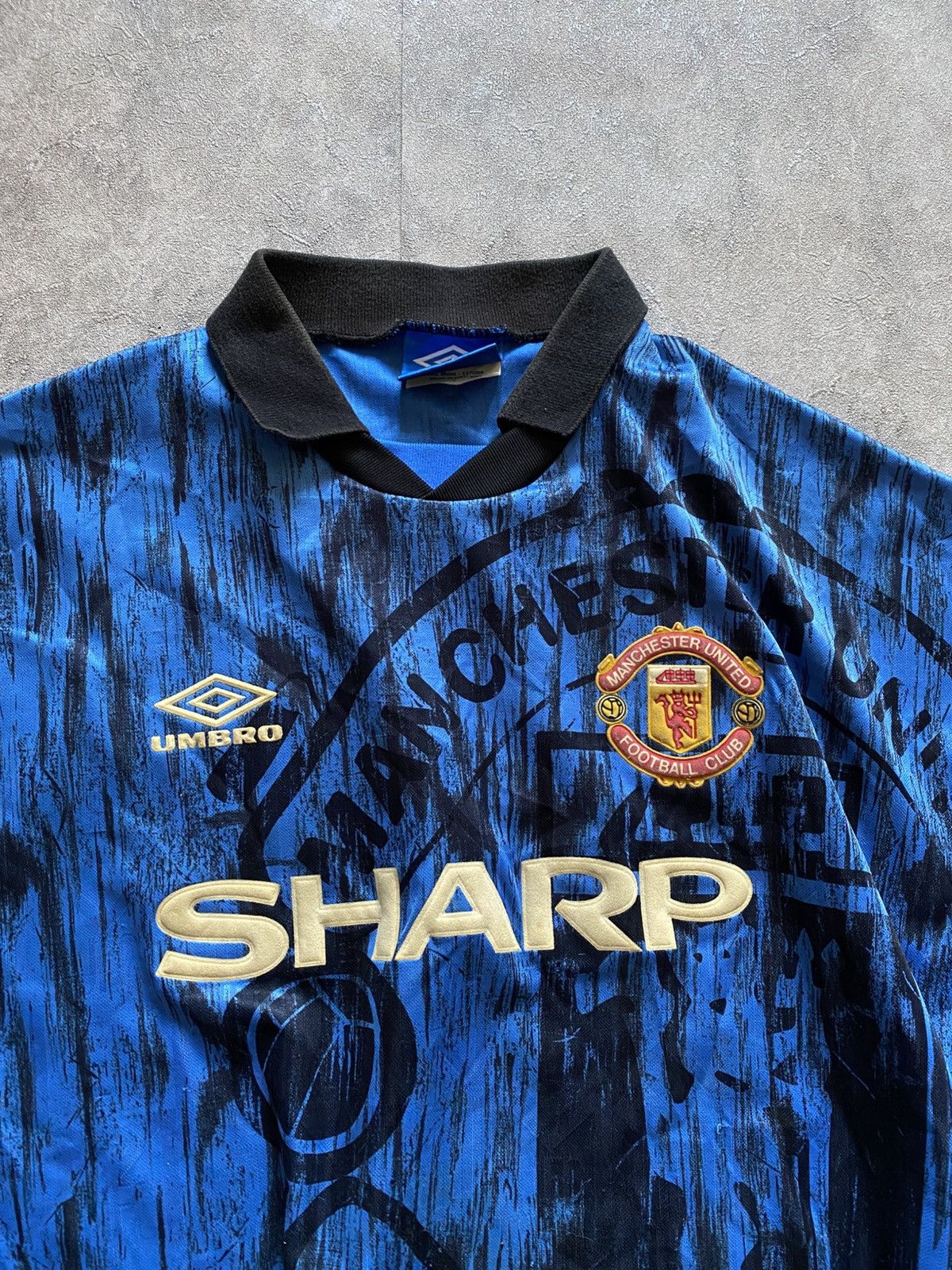 Umbro Vintage 1992-1994 Umbro Manchester United Away Jersey SHARP Size US XL / EU 56 / 4 - 7 Thumbnail