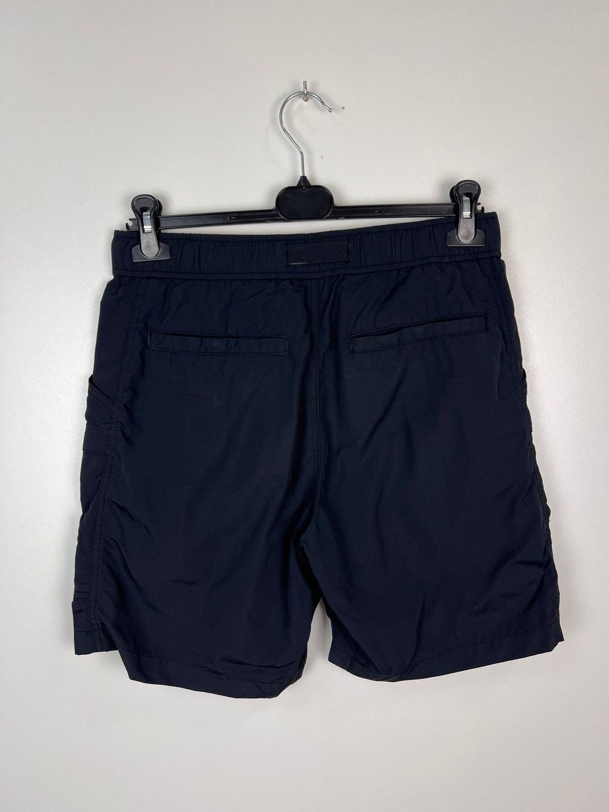Uniqlo Uniqlo streetwear shorts size 30 Size US 30 / EU 46 - 2 Thumbnail
