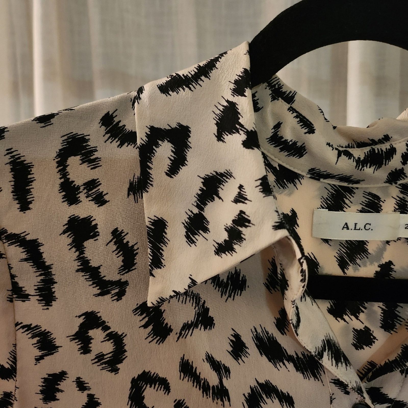 A.L.C. A.L.C Animal print silk blouse Size XS / US 0-2 / IT 36-38 - 7 Thumbnail