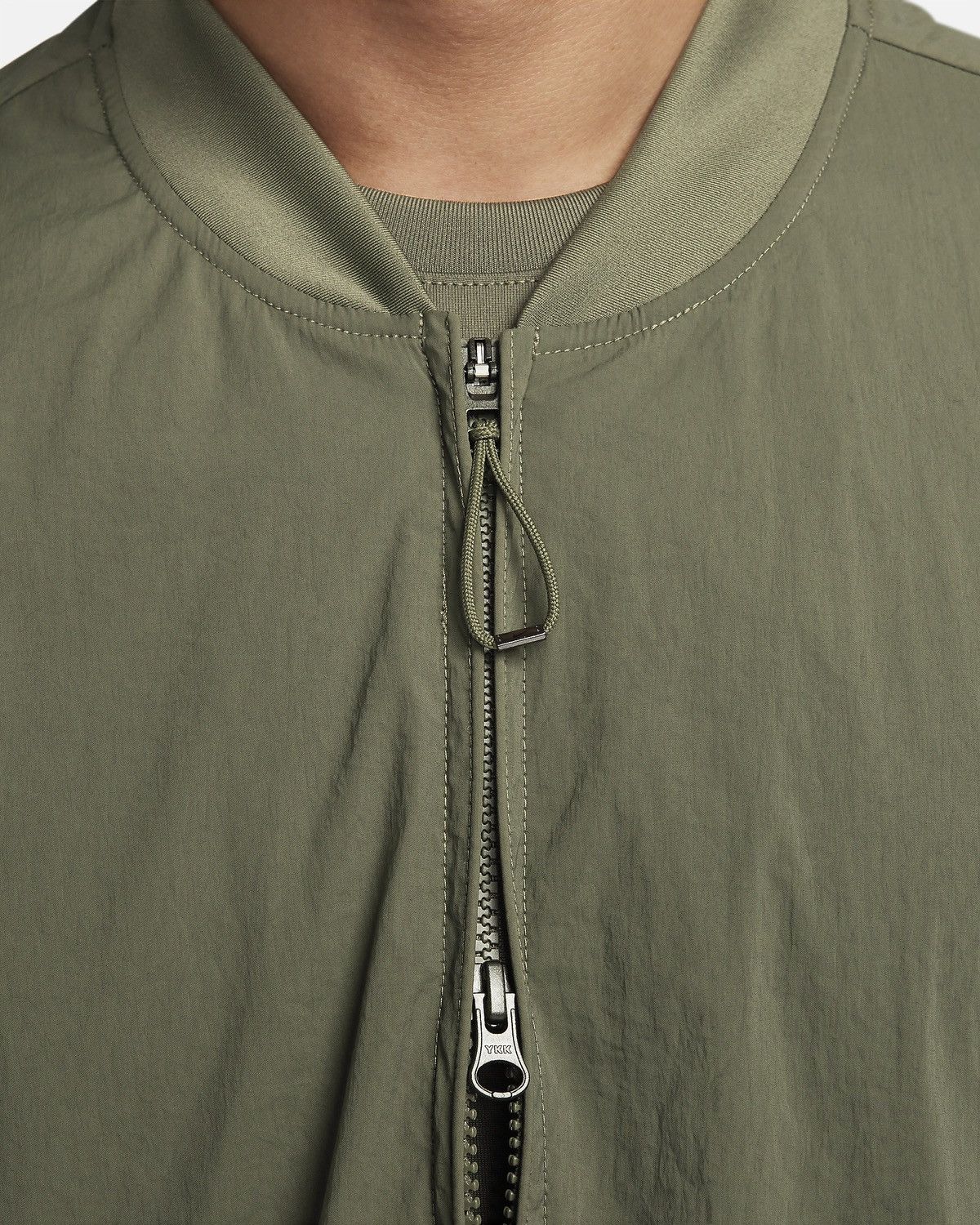 Nike Nike APS Repel Versatile Bomber Jacket Olive Green Size US L / EU 52-54 / 3 - 6 Thumbnail