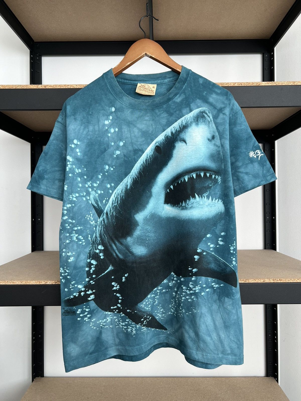 The Mountain Vintage 2002 The Mountain Shark Applejack Tie Dye T-shirt Size US M / EU 48-50 / 2 - 1 Thumbnail